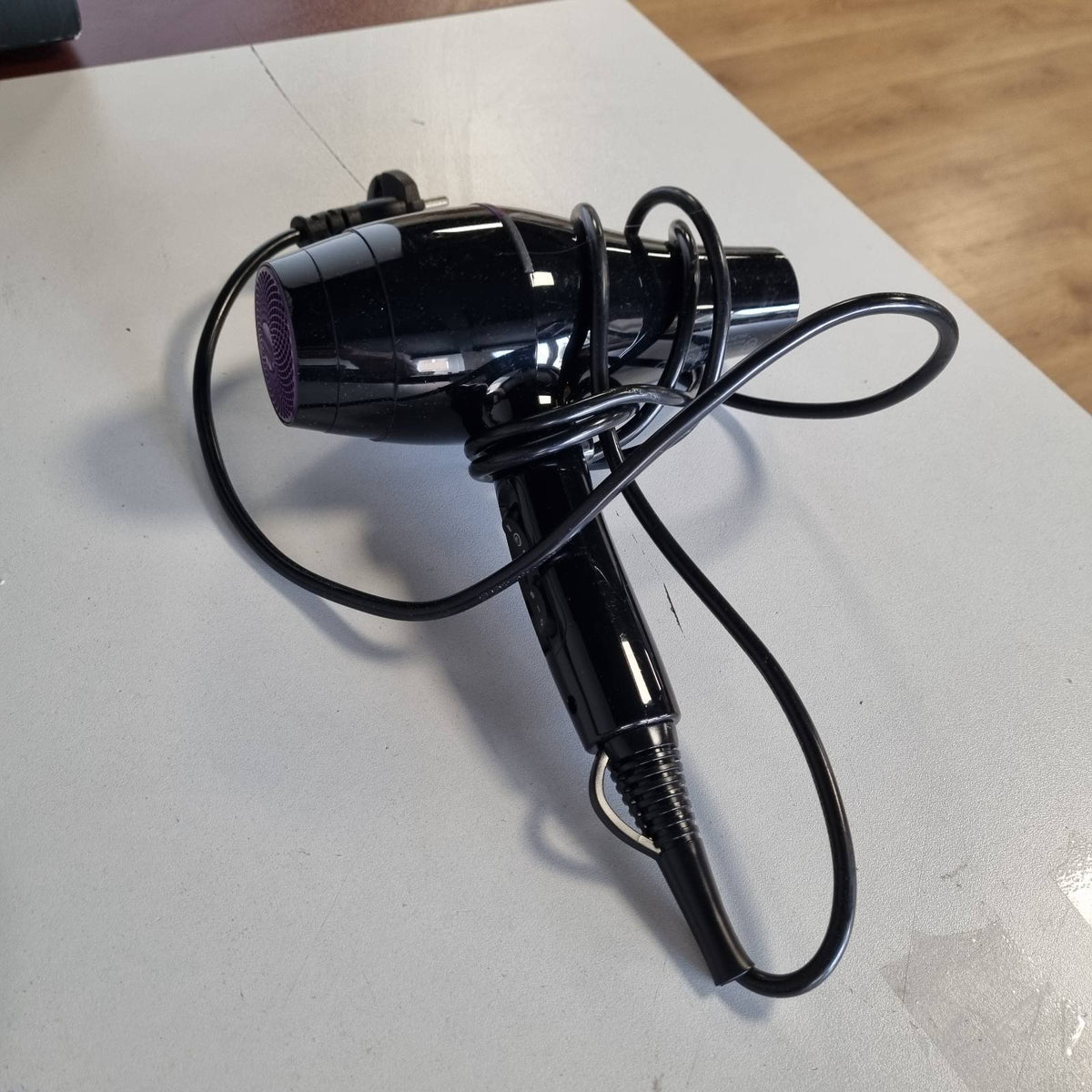 298071 - PHILIPS Tharëse flokësh DryCare Pro, motor AC i fuqishëm, model BHD274/00