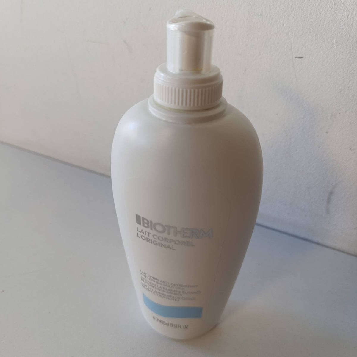 303080 - BIOTHERM Locion trupi Lait Corporel L'Original, hidratues me Life Plankton, për lëkurë të butë, aromë agrumesh