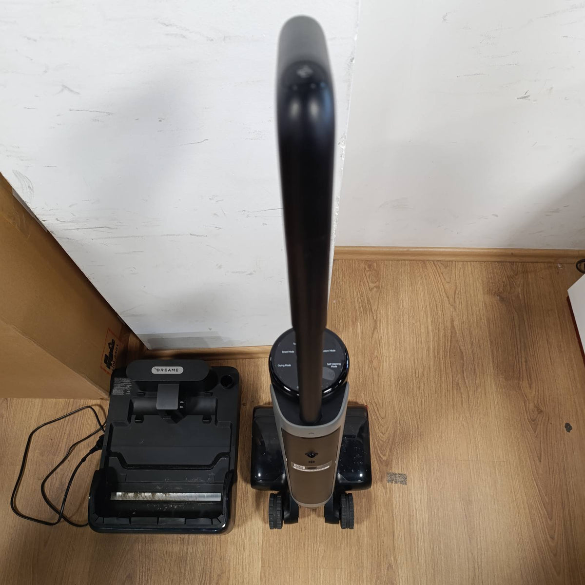 288032 - DREAME H15 PRO Fshesë me korrent për lagështi dhe tharje, Krah robotik GapFree AI DescendReach, Mbulim i trefishtë i skajeve, Fuqi thithjeje 21,000 Pa, Larje me furçë 100°C, Tharje 5 minuta në 90°C, Shtrirje e sheshtë 180°