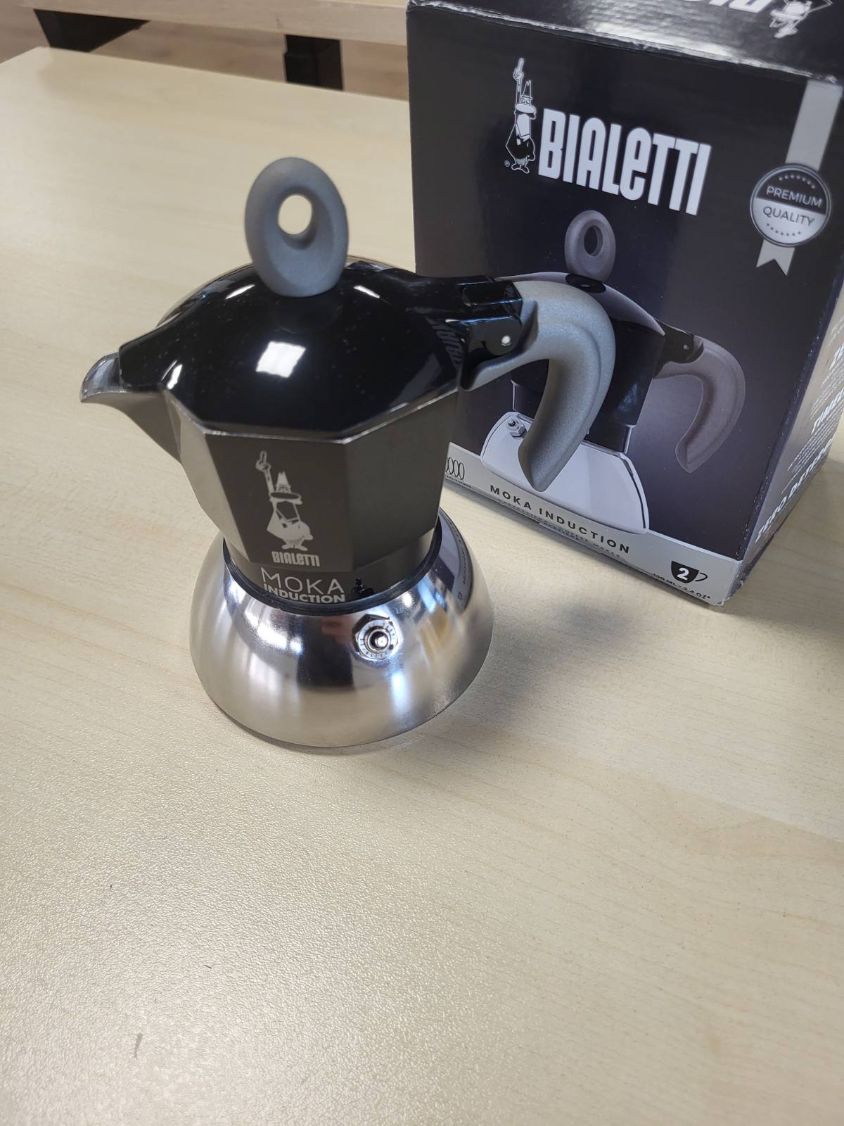 293036 - BIALETTI Moka Induction, Tenxhere Moka, e përshtatshme për të gjitha sobat, 2 gota Espresso (100ml), e zezë