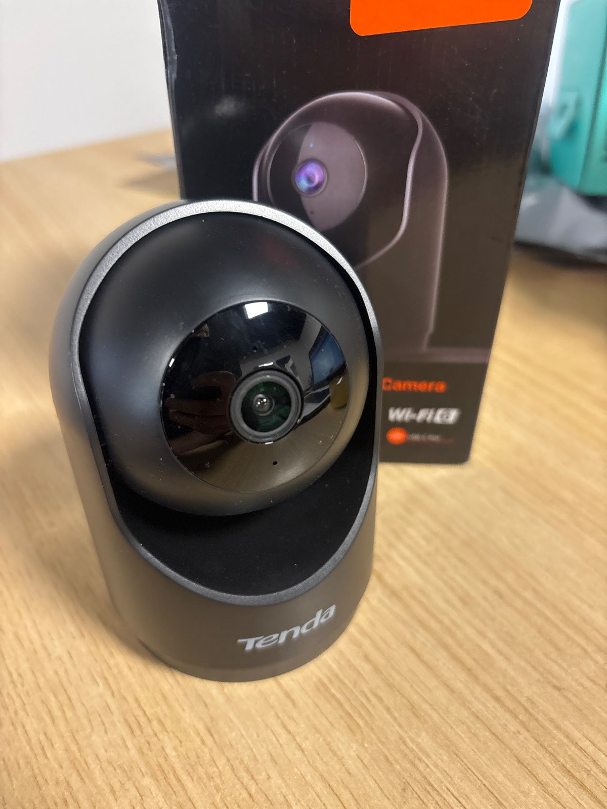 268567 - Kamerë Mbikëqyrjeje e Brendshme Tenda 3MP, Zbulim Personash dhe Lëvizjeje, Gjurmim Automatik, Alarme dhe Njoftime Push, 2K me Audio 2-Kahëshe, Shikim Nate, CP3V3.0 e Zezë