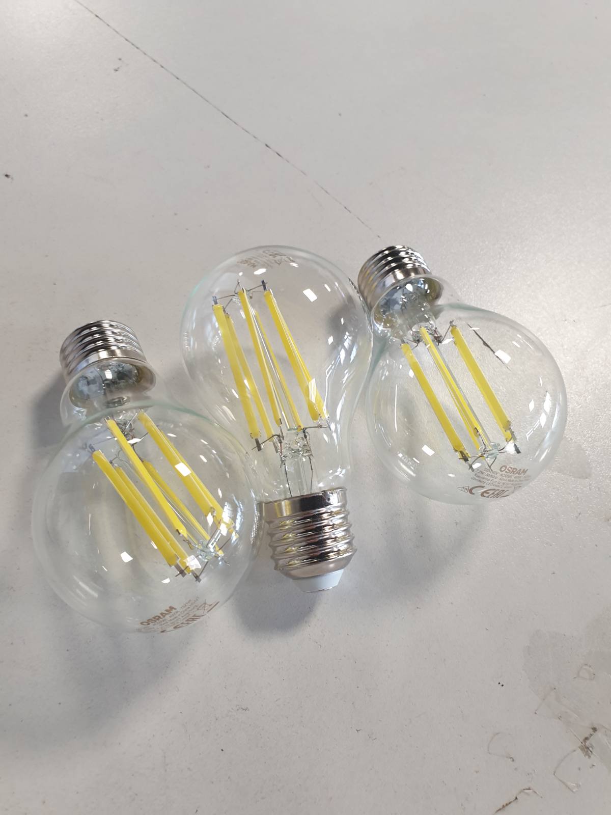 223215 - OSRAM Llambë LED Classic A100 Filament 7.2W 840, 4000K e bardhë e ftohtë, E27, 1521 lm, 50,000h, kënd 300°