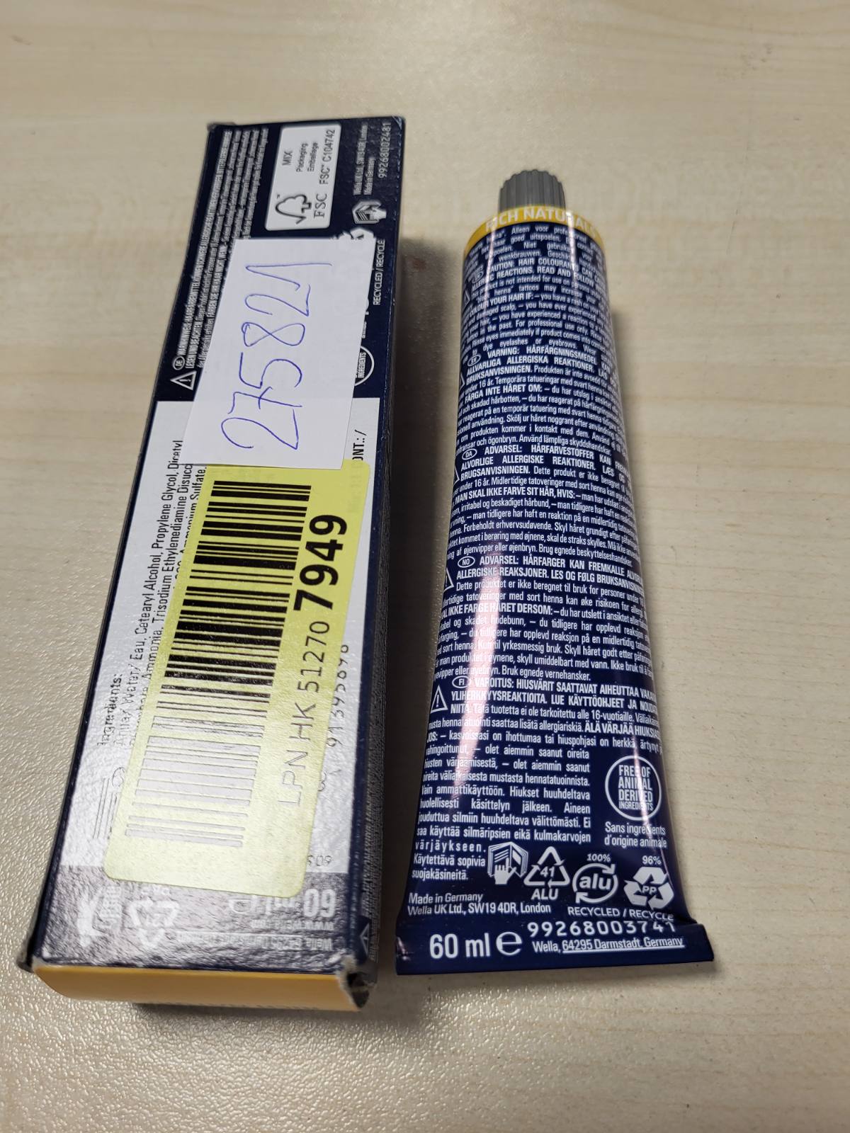 275821 - WELLA PROFESSIONALS Koleston Perfect Rich Naturals Ngjyrë e përhershme për flokë 8/97 Bjonde e çelët, kafe hiri, 60 ml