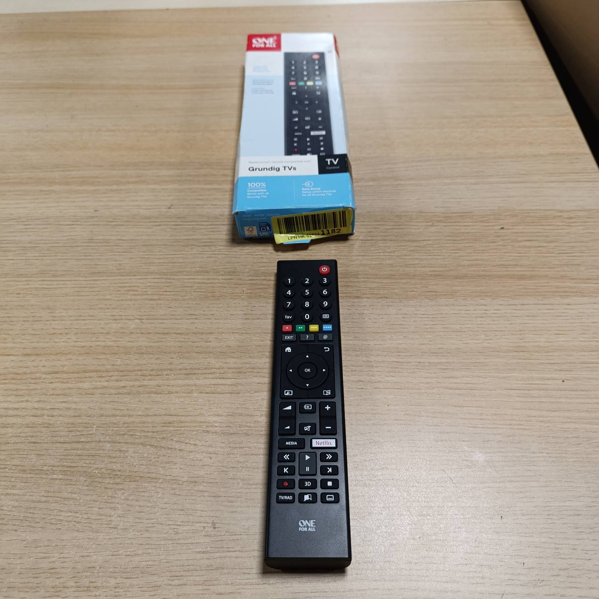 320219 - GRUNDIG Telekomandë për TV, URC1915, zëvendësim për të gjithë TV-të, e zezë