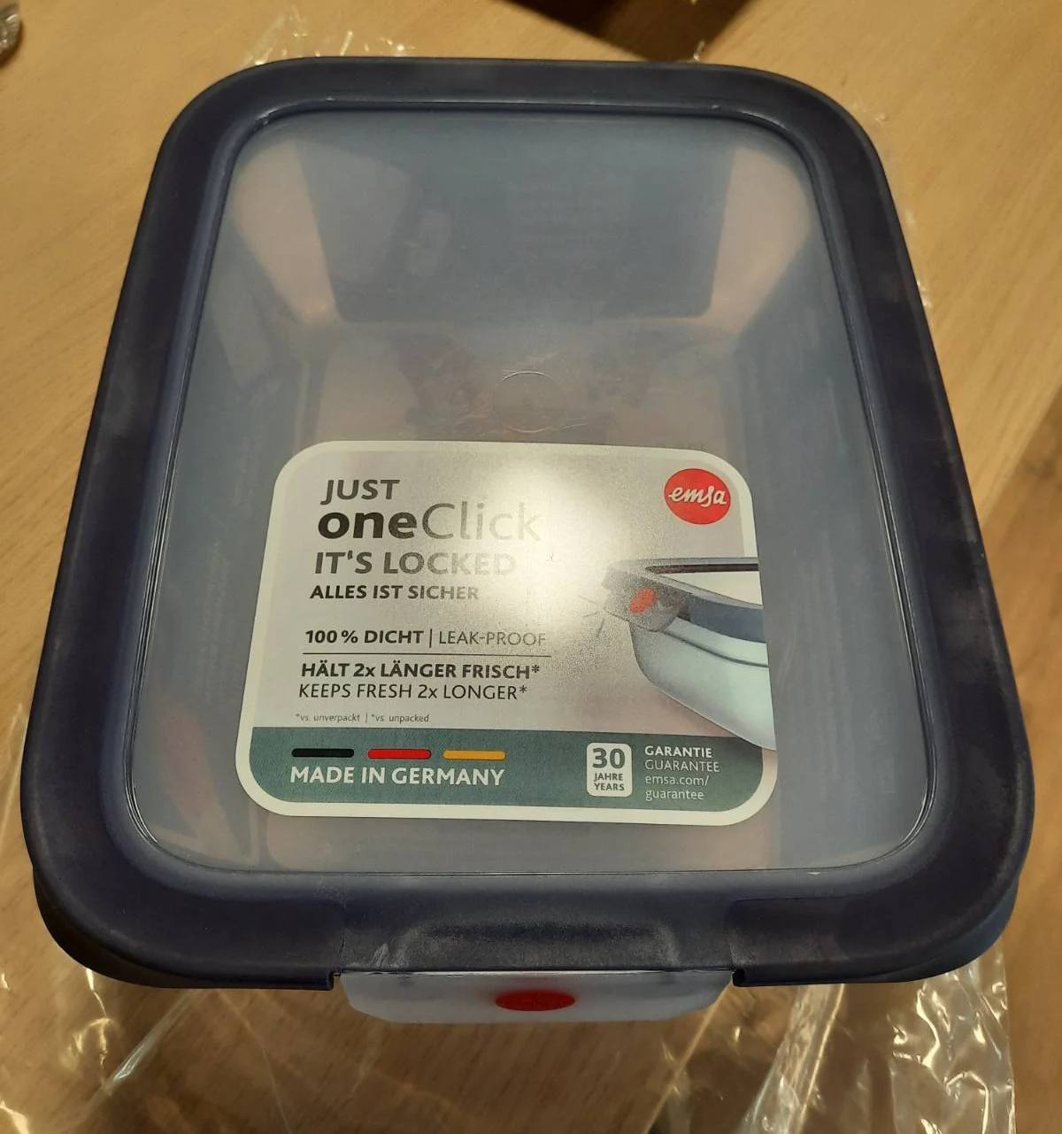288456 - EMSA oneClick Enë për ruajtjen e ushqimit, 2.3L, e papërshkueshme nga rrjedhjet, e sigurt për frigorifer, mikrovalë dhe lavastovilje, vjollcë, N1211500