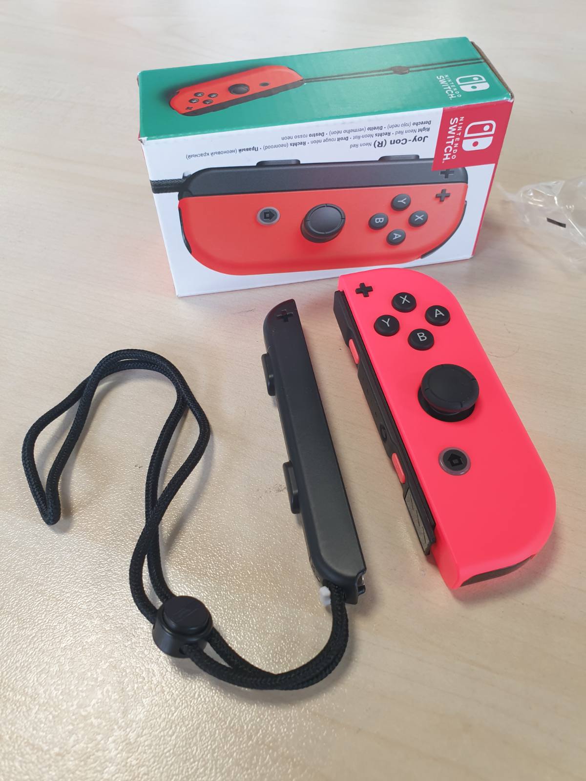 309852 - NINTENDO Joy-Con (R) Neon-Rot