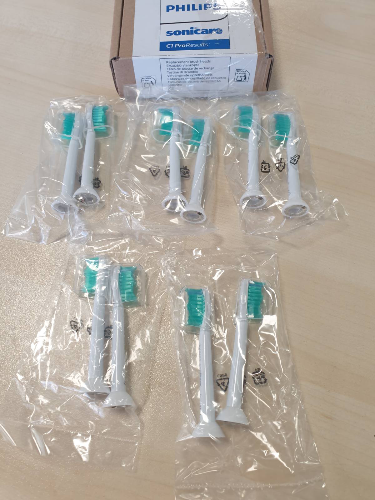 301766 - PHILIPS Koka furçe Sonicare C1 ProResults për furça dhëmbësh elektrike sonike, 10 copë (modeli HX6010/32)