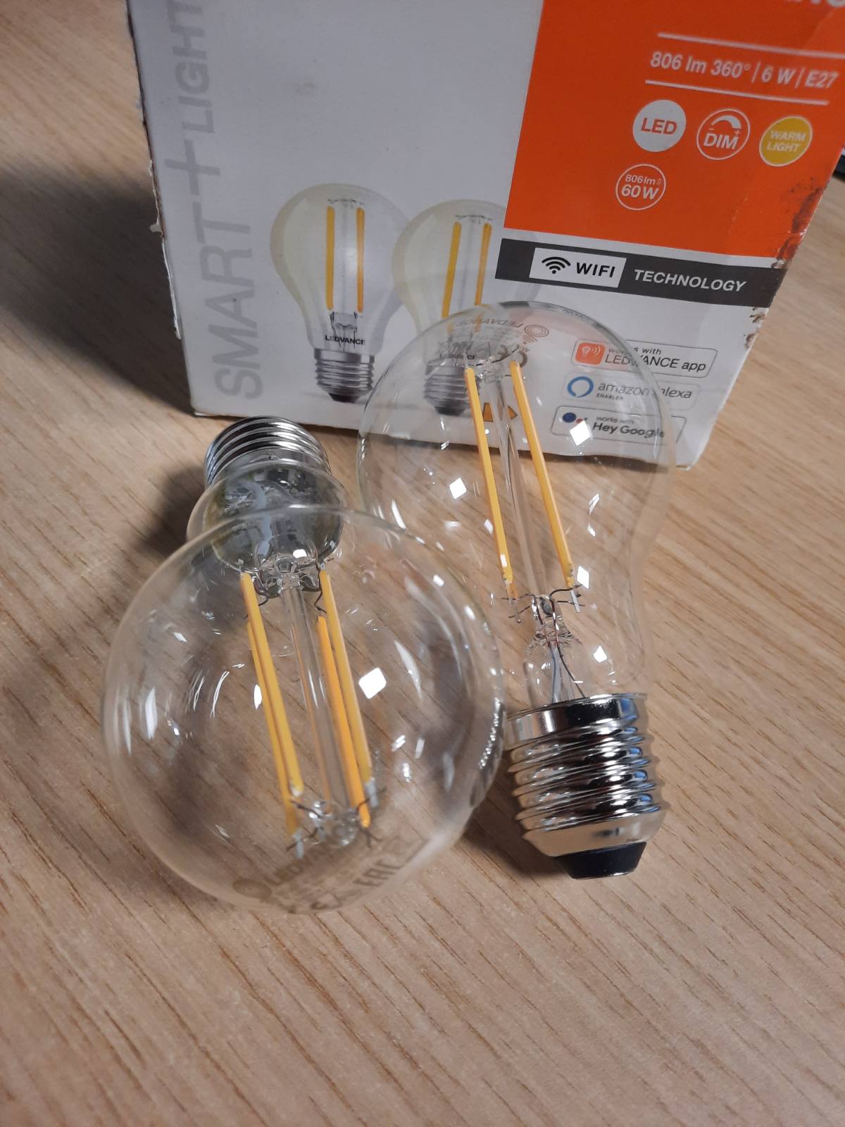 216388 - LEDVANCE Llampa LED inteligjente me teknologji WiFi, bazë E27, zëvendëson llambat 60W, pako me 2