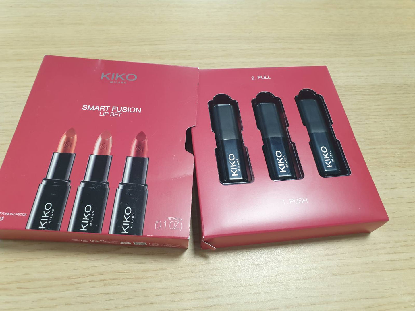 318094 - KIKO MILANO Set Buzësh Smart Fusion 03, 3 Buzëkuq me Përfundim Shndritës