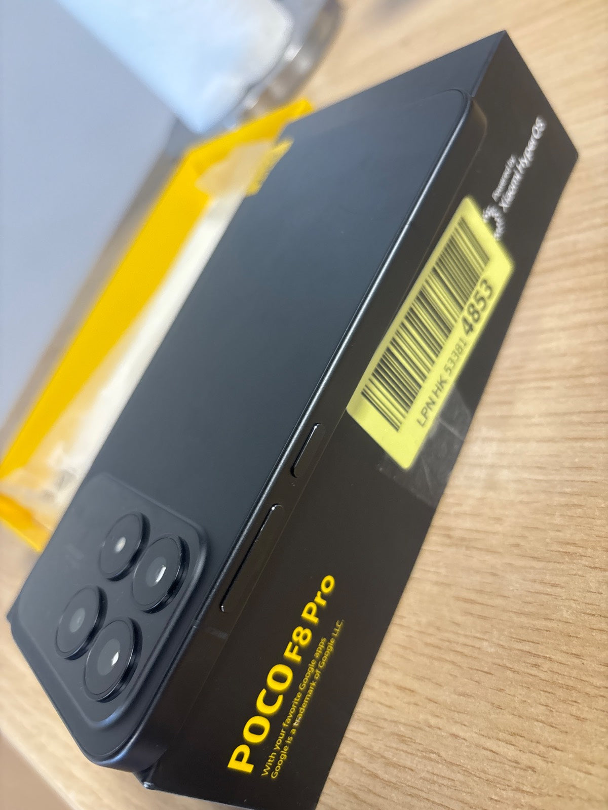 319273 - XIAOMI Smartphone Poco F8 Pro, 12+256 GB, Android, Ekran AMOLED 6.59" 120Hz, Kamera e trefishtë 50MP me lente telefoto 60 mm, Tingull nga Bose, 6210mAh, E zezë