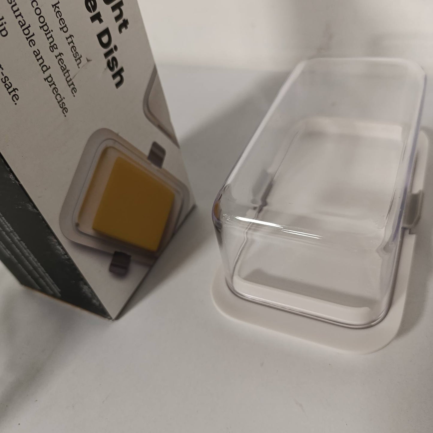 288435 - PISOL Enë gjalpi për 250g dhe 500g, Enë hermetike me kapak për gjalpë, e bardhë
