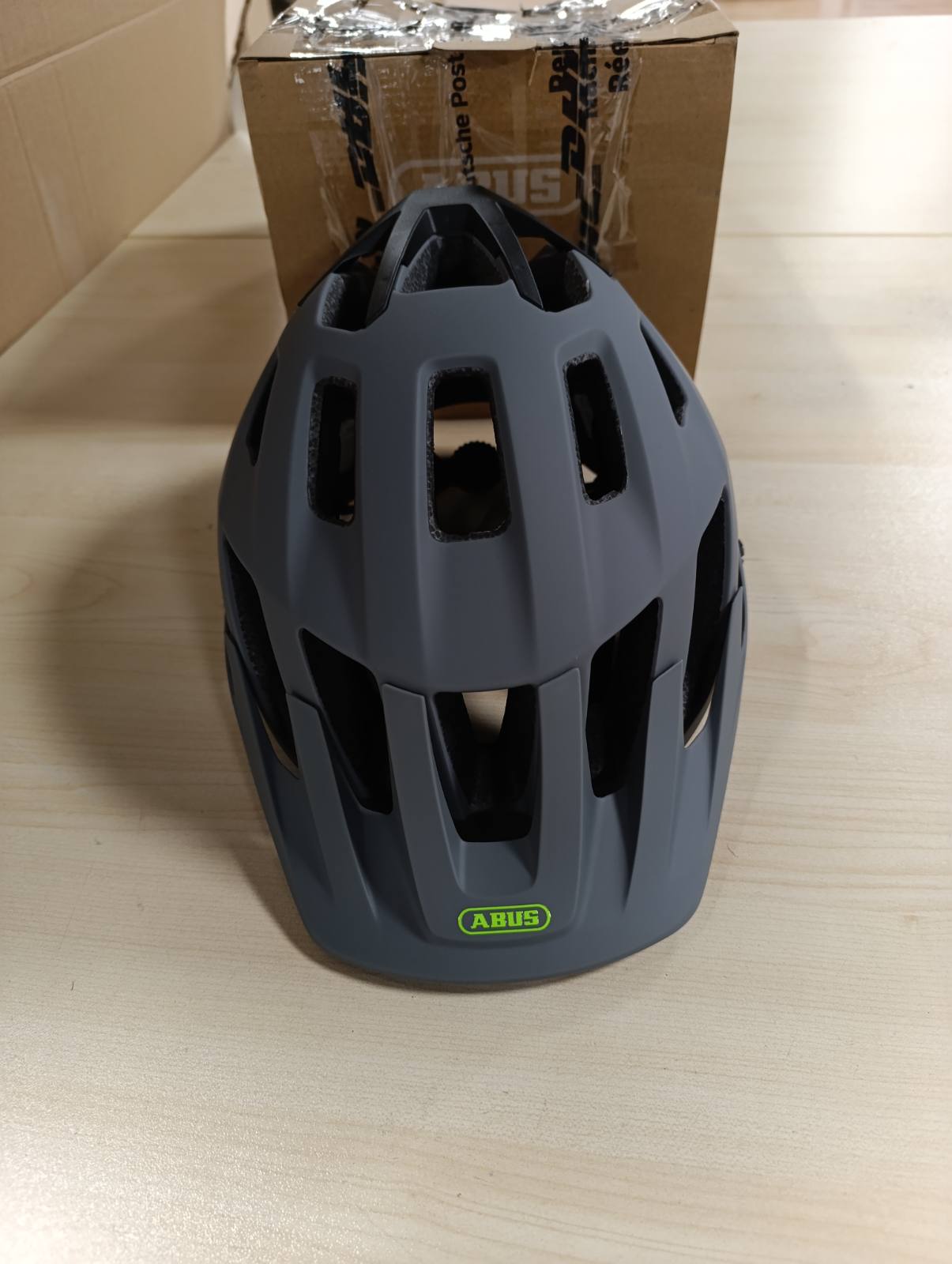 292235 - ABUS Helmetë MTB Moventor 2.0, Helmetë e rehatshme për biçikletë jashtë rrugës, për burra dhe gra, Gri mat, L