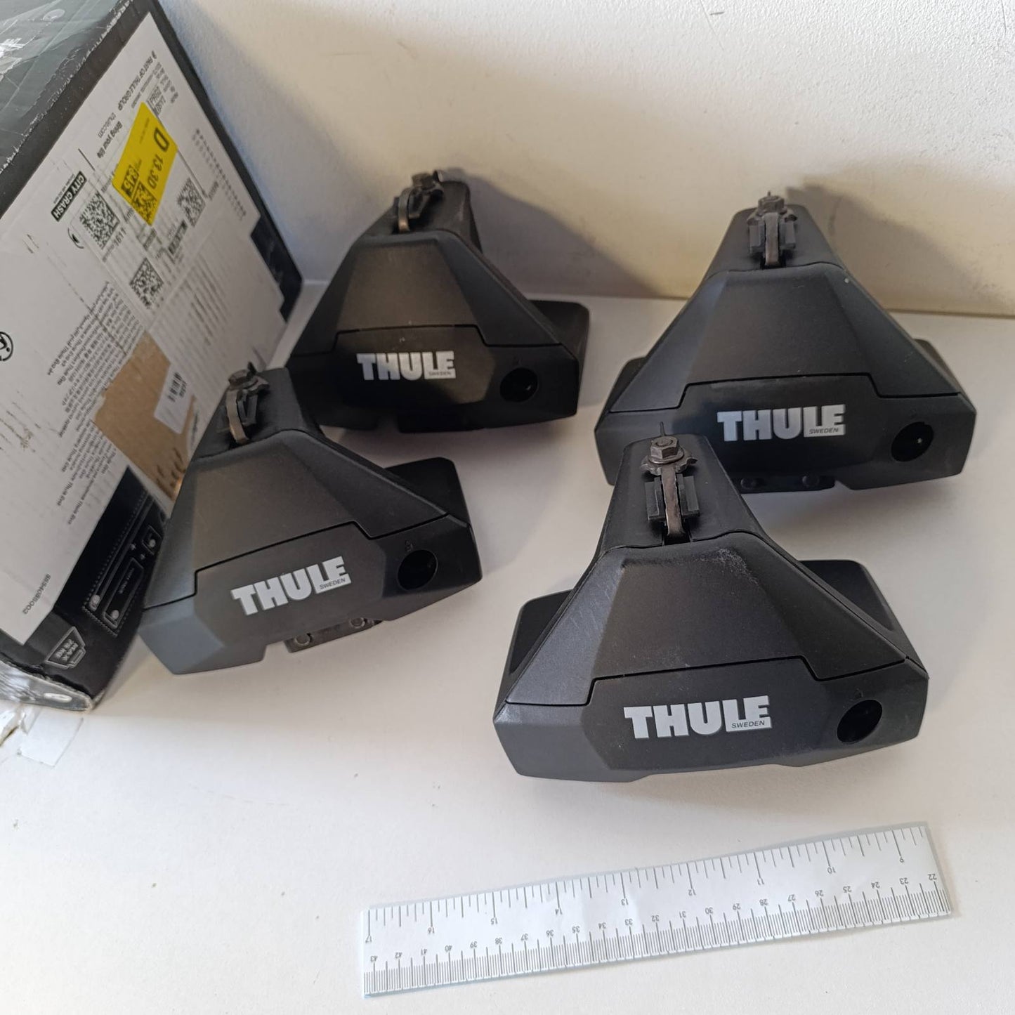 322205 - THULE Këmbë Kapëse Evo për Automjete, pako me 4 copë, e Zezë, Një Madhësi