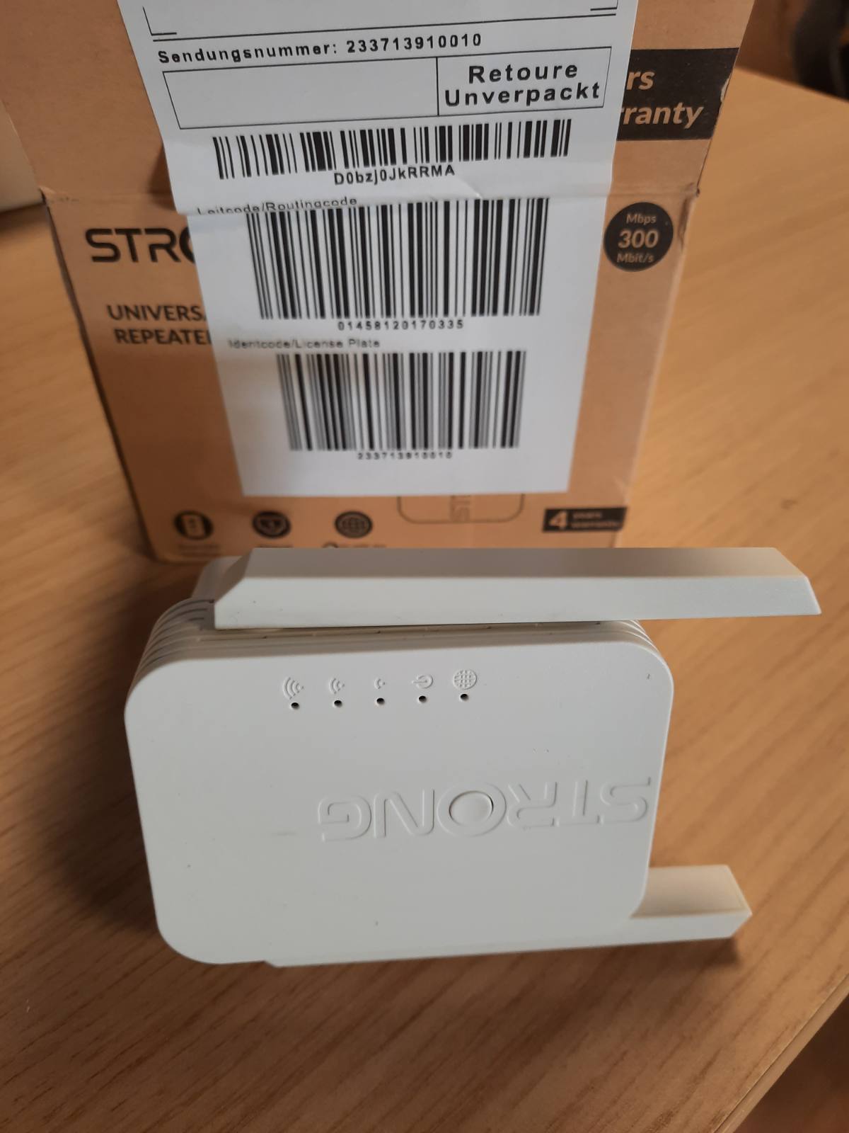 310281 - Amplifikator WiFi 300Mbit/s, për prizë elektrike, WPS, portë LAN, modalitet pike aksesi, i pajtueshëm me të gjithë ruterët