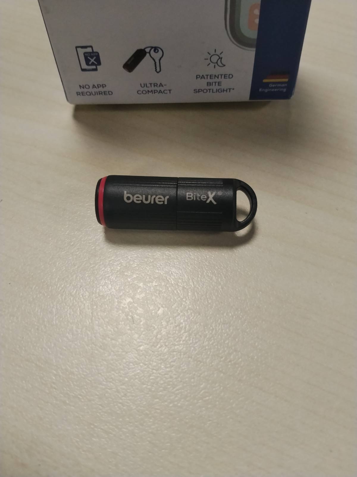 306288 - BEURER Shërues Elektrik i Pickimeve të Insekteve BiteX Go Deep i Zi për Telefona të Lehtë, Stilolaps Ngrohës për Pickimet e Mushkonjave për të Lehtësuar Kruarjen dhe ënjtjen me Nxehtësi, për Android dhe iPhone (USB-C)