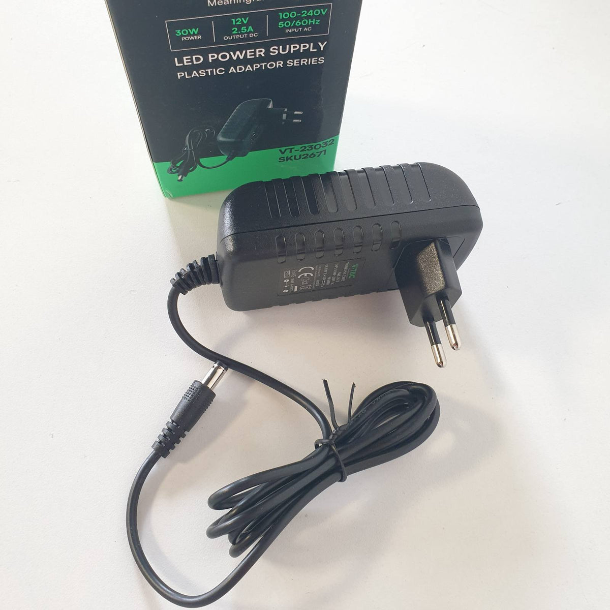 310431 - V-TAC Adaptor Furnizimi me Energji 12V 30W 2.5A, Hyrje AC 100-240V, Prizë Euro