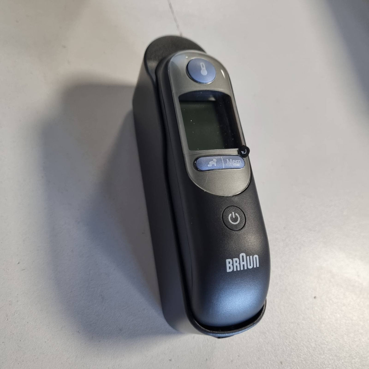 289618 - BRAUN Termometër Veshi ThermoScan 7 | Teknologji e Saktësisë së Moshës | Ekran Dixhital me Kodim Ngjyrash | I Përshtatshëm për Foshnjat dhe Fëmijët e Vegjël