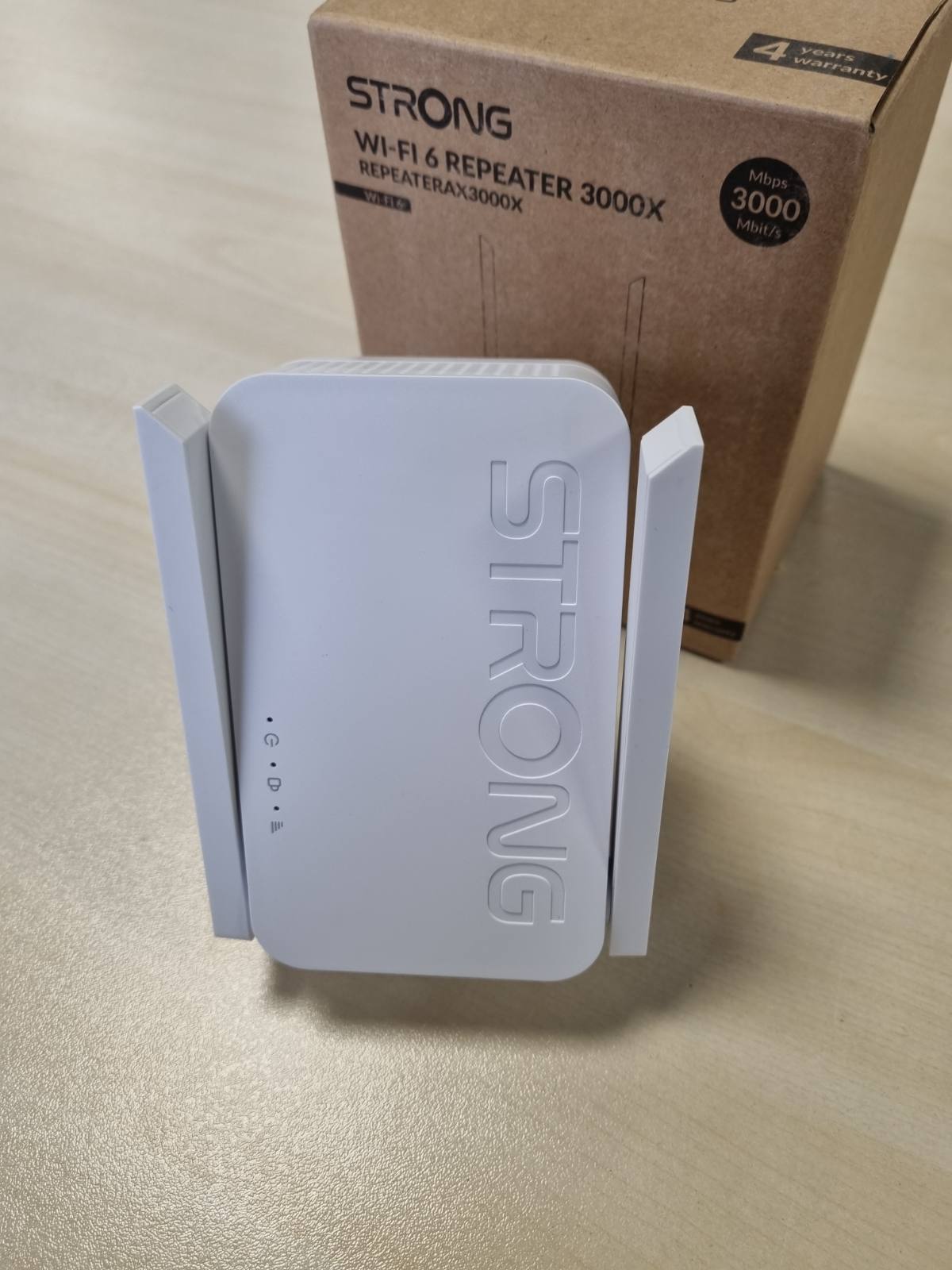 295560 - STRONG WiFi Repeater 6 AX3000, Amplifikator WiFi me Dy Banda, 3000 Mbps