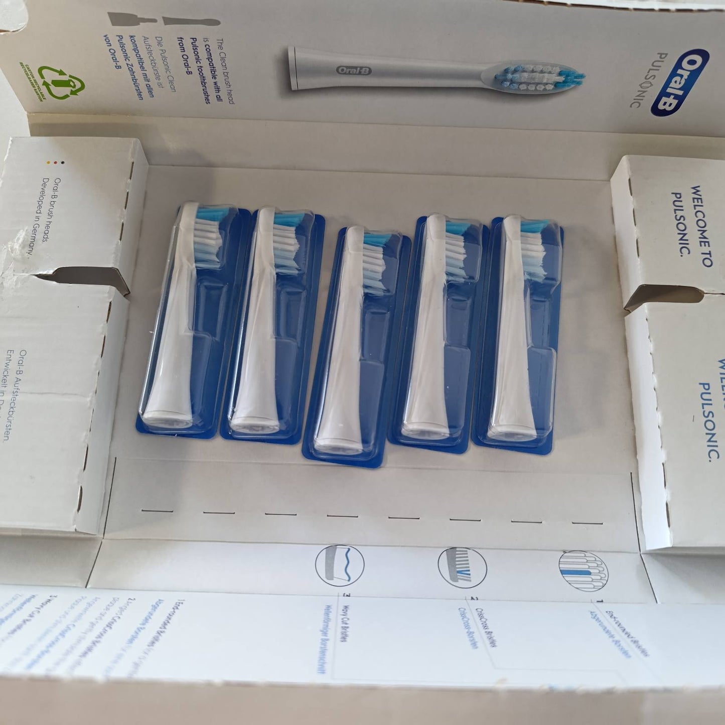 289756 - ORAL-B Koka Furçash Zëvendësuese Pulsonic Clean, të Bardha, Pako me 5 Furça