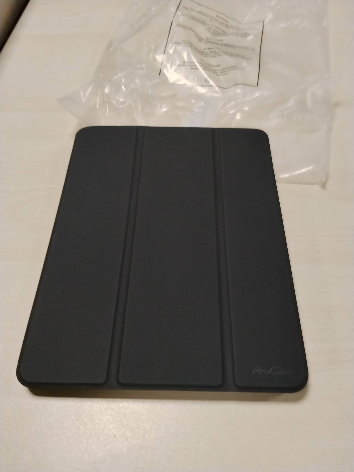 296368 - PROCASE Mbështjellëse për iPad 9.7 inç, Gjenerata e 6-të/5-të, Mbështjellëse Mbrojtëse me Mbajtëse Stilolapsi, E Zezë