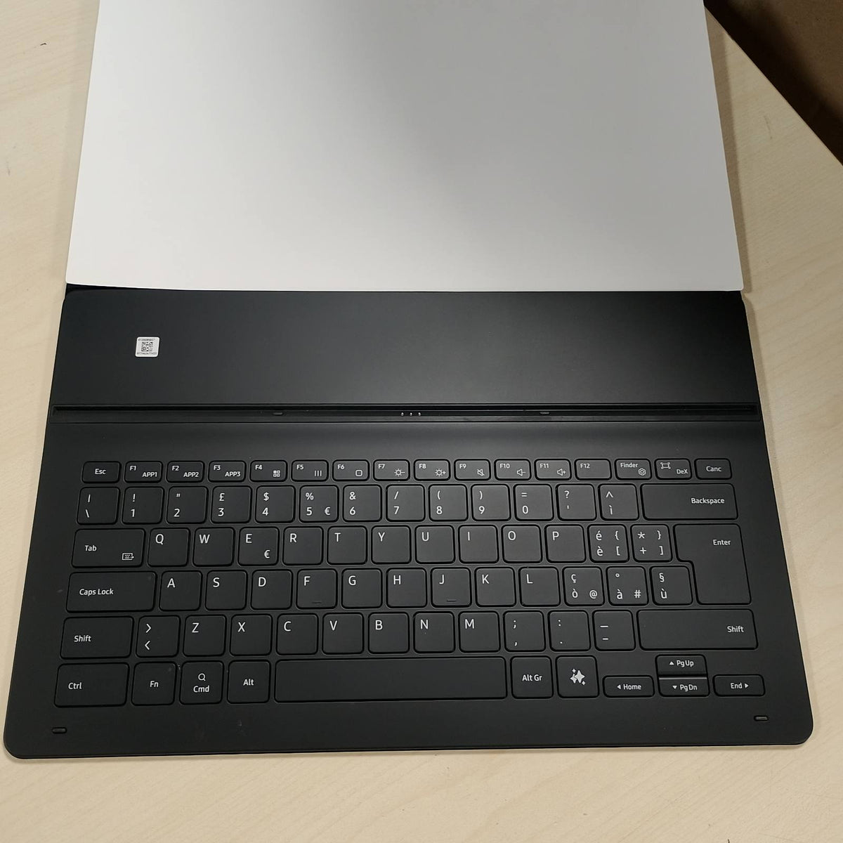 295472 - SAMSUNG Mbulesë e hollë tableti Book Cover me tastierë për Galaxy Tab S9 Ultra | Tab S10 Ultra, e zezë