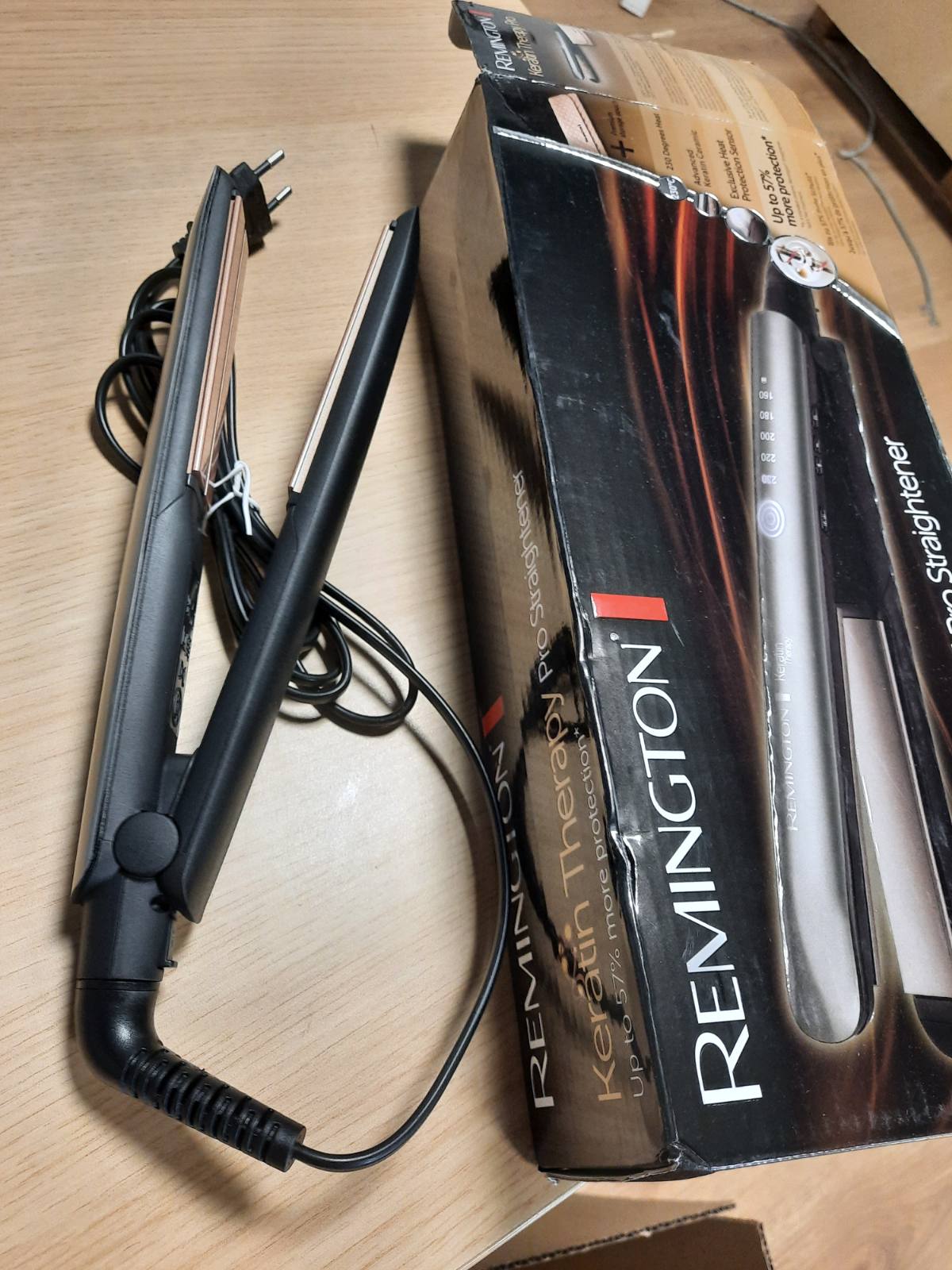 316514 - REMINGTON S8590, 220-240V, 50Hz, 2400W, ngjyrë e zezë