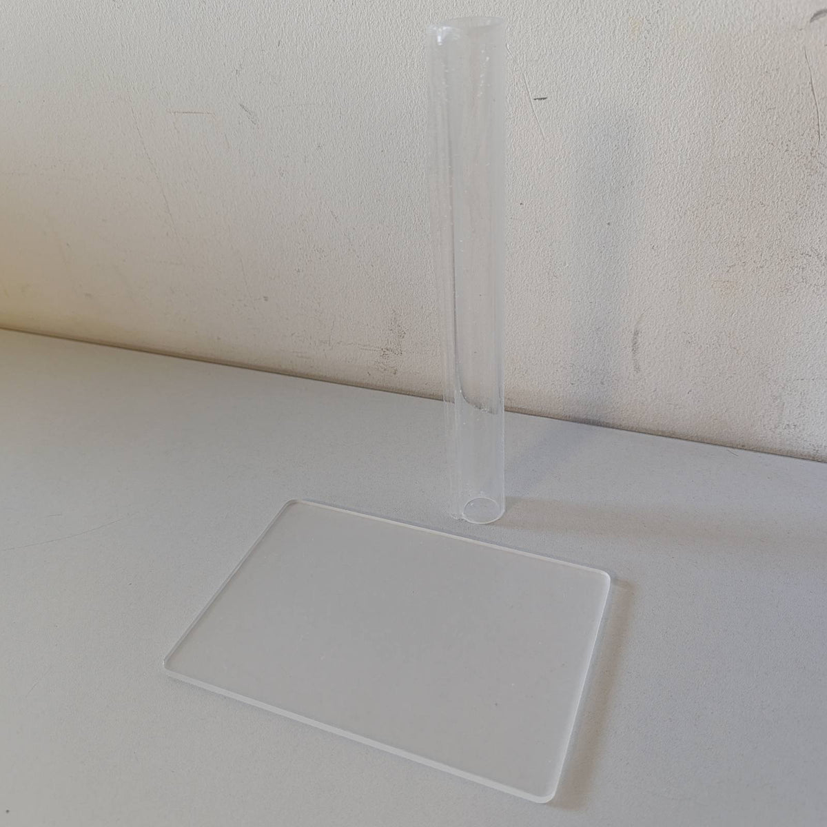 320543 - 1 set veglash prej argjile polimer, 1 fletë akrilike, 2 petë për argjilë, rula akrilike transparente për formësimin e argjilës