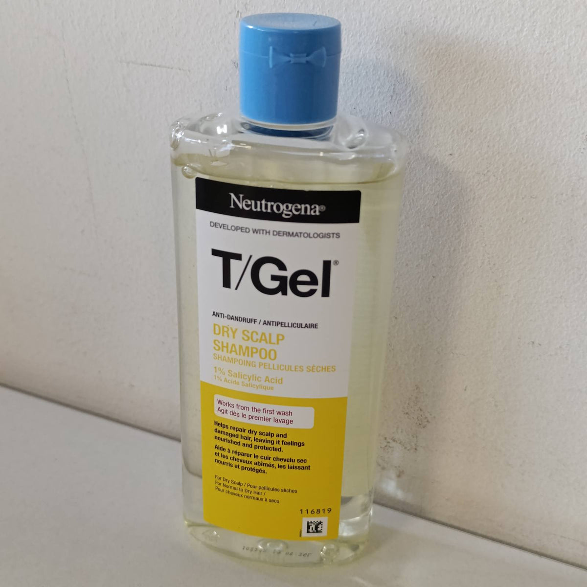 318561 - NEUTROGENA Shampo T/Gel kundër zbokthit, 250 ml, për flokë të thatë dhe të dëmtuar