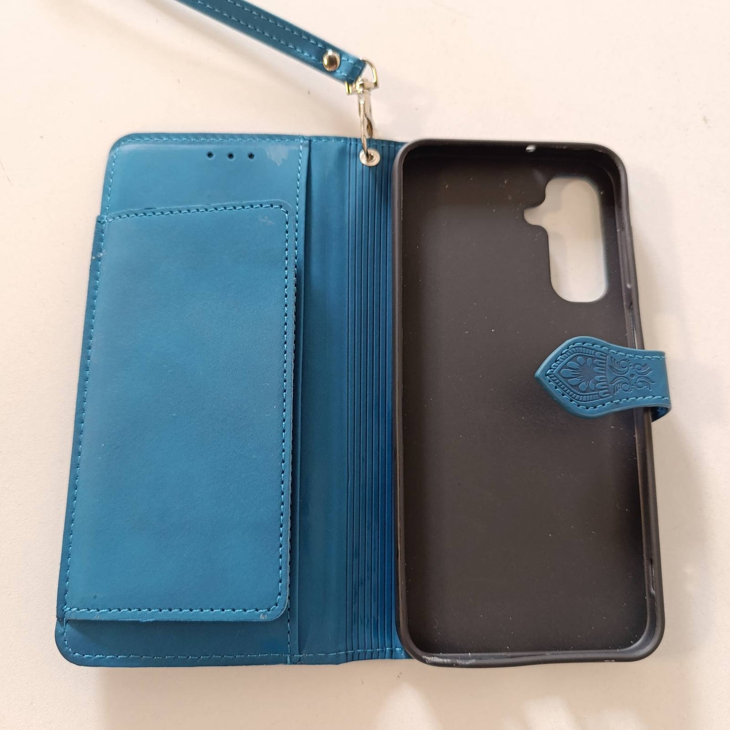 276943 - FERTUO Mbrojtëse për Samsung Galaxy A17 5G / 4G / A16 / A26, Mbrojtëse prej lëkure PU me mbulesë dhe mbajtëse kartash, Mbyllje magnetike, Ngjyrë Blu