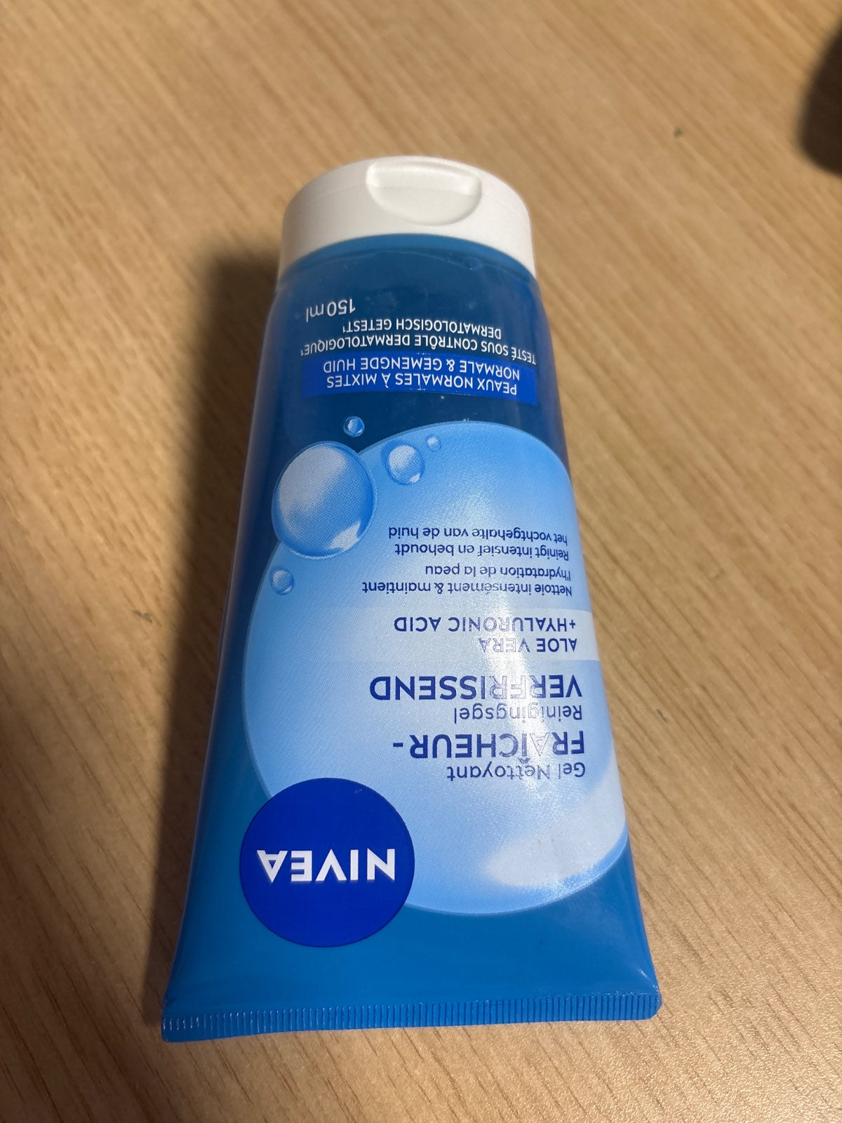 318978 - NIVEA - Xhel Pastrues Freskues, 150 ml, për Lëkurë Normale deri e Kombinuar