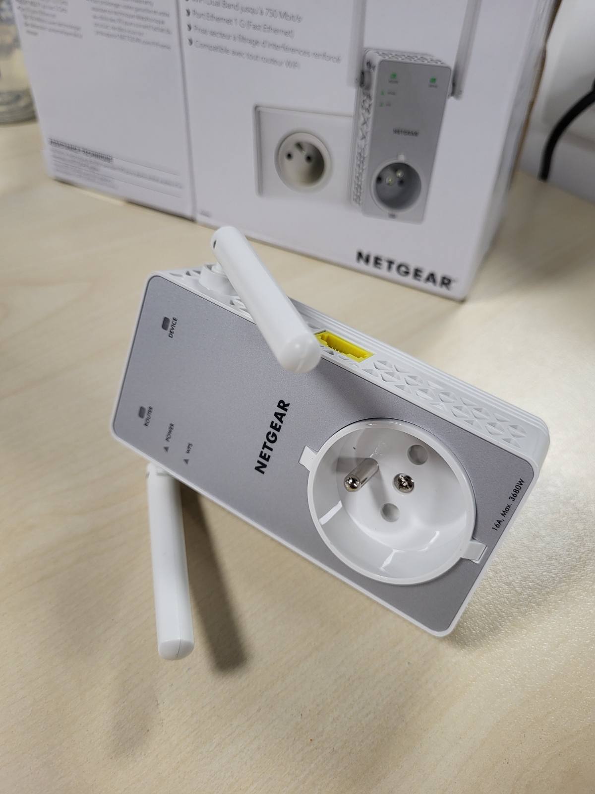 268171 - NETGEAR – Zgjerues Distance WiFi AC750 EX3800 – 802.11abgn AC – Bandë e Dyfishtë
