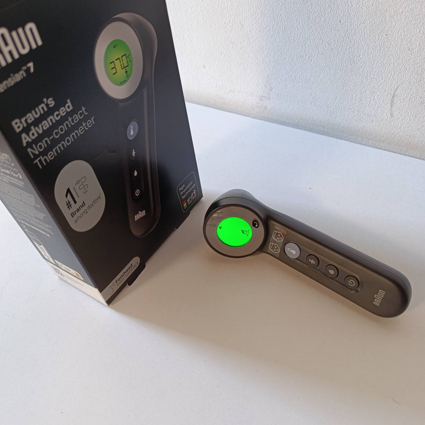 316510 - BRAUN Termometër ballit pa kontakt Sensian 7 - Teknologjia Age Precision - 3-në-1 - Ekran dixhital me kod ngjyrash - I përshtatshëm për foshnje dhe fëmijë - BNT400
