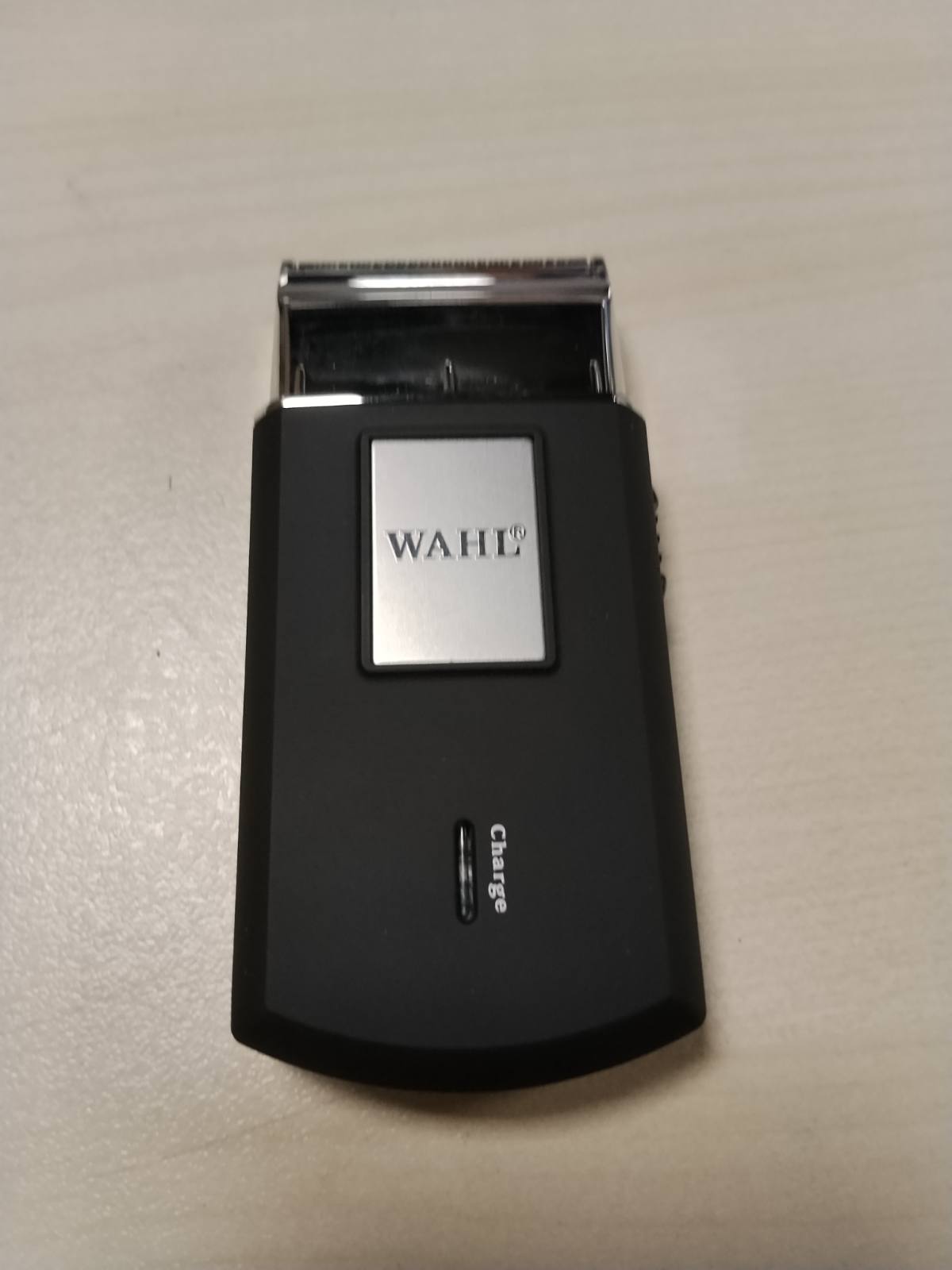 317983 - WAHL Rrojëse Mobile Elektrike pa Tel me Kuti Udhëtimi - Fletë Fleksibile për Rroje Ekstra të Aqilt