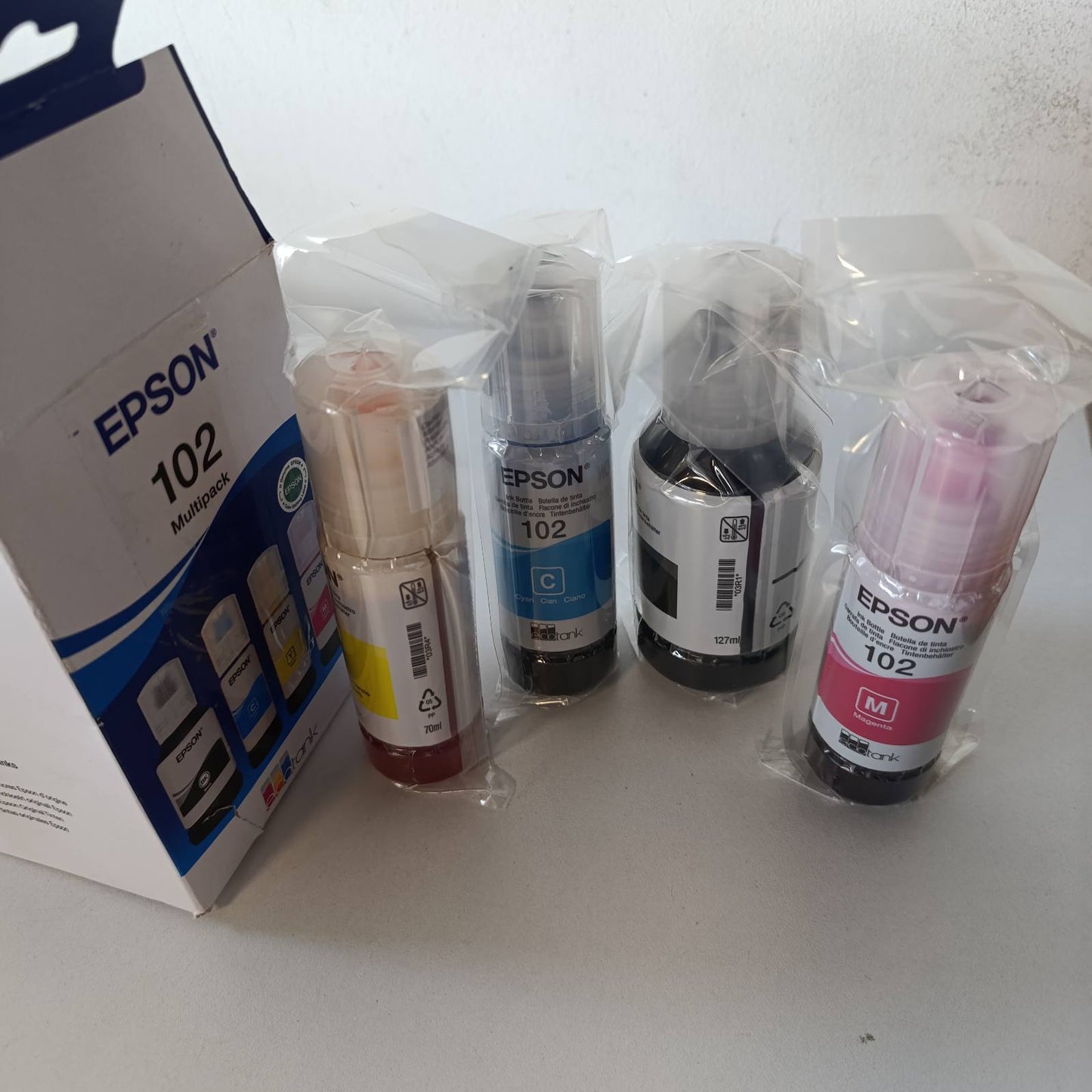 319866 - EPSON EcoTank 102 Shishe boje origjinale, paketim i shumëfishtë me 4 ngjyra: e zezë, cian, magenta, e verdhë