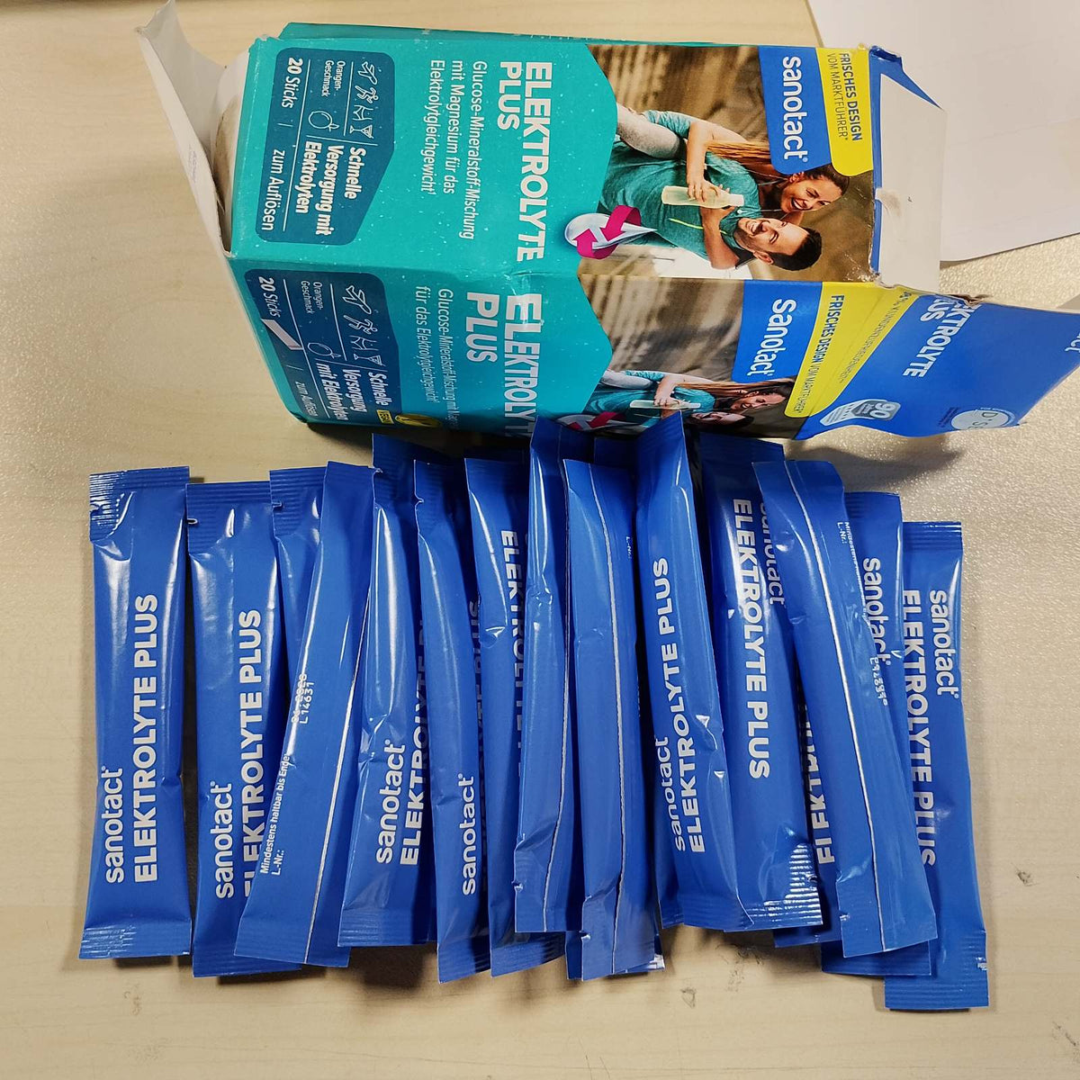 308415 - SANOTACT Electrolytes Plus, 20 bustina, pluhur elektroliti, 100% vegan, shije portokalli