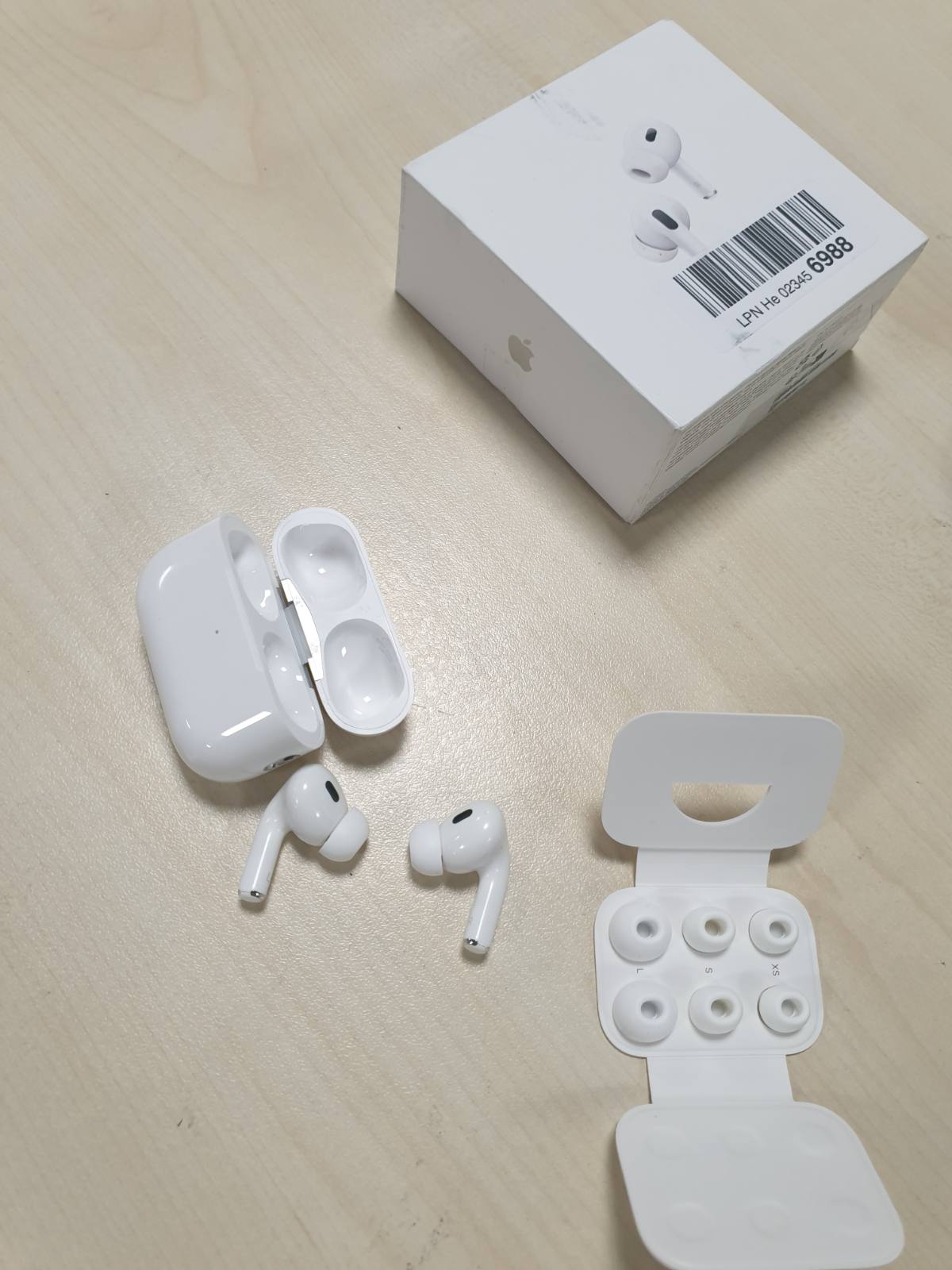 276022 - KUFJE PA TEL APPLE AirPods Pro 2, kufje Bluetooth, anulim aktiv i zhurmës, funksion aparati dëgjimor, transparencë, audio personale hapësinore, tingull hi-fi, çip H2, karikim USB-C