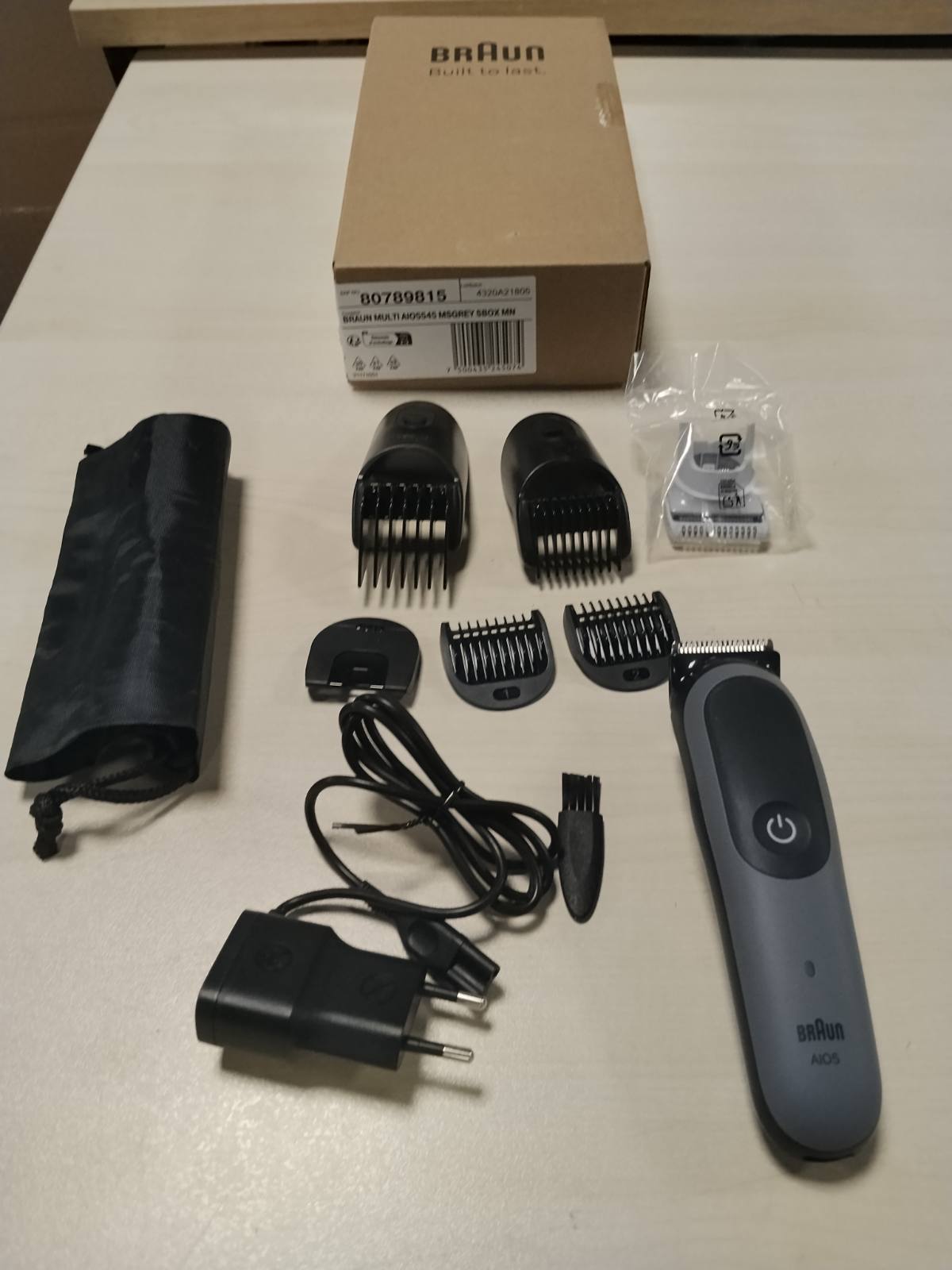 296766 - BRAUN Multigroom All-in-One Series 5, Set 5 prerësesh 9-në-1, AIO5545, Grau