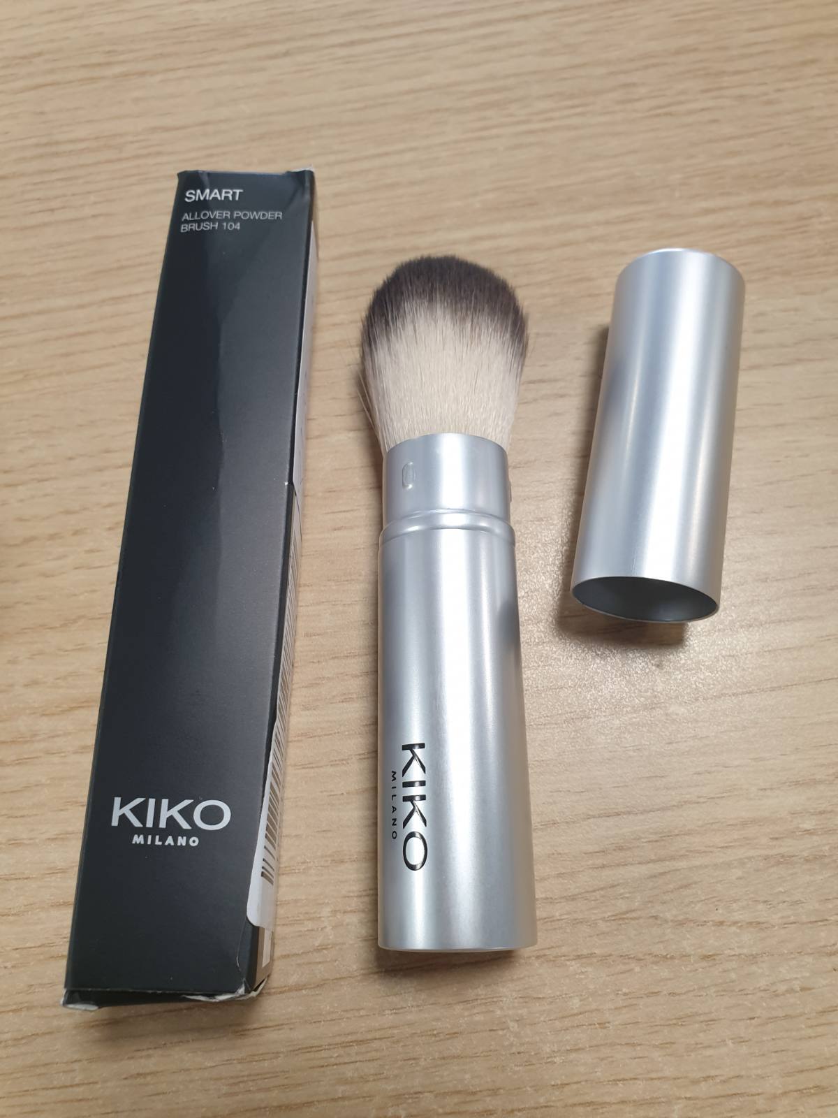 317948 - KIKO MILANO Furçë Pudre Smart Allover 104, Fibra sintetike
