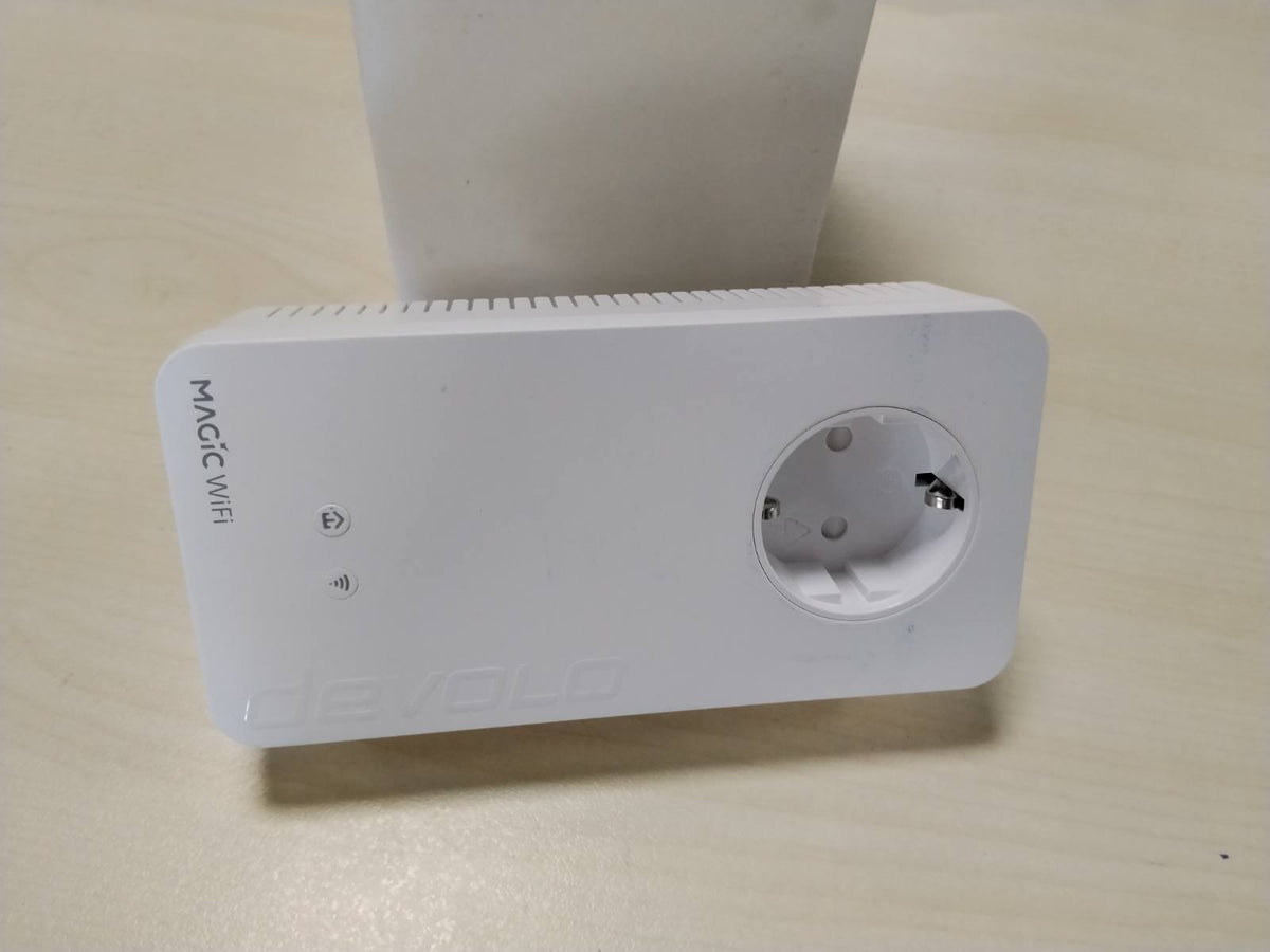 310204 - DEVOLo Adaptor Zgjerimi WiFi Magic 1, Adaptor WLAN Powerline, deri në 1,200 Mbit/s, Mesh WiFi, 2 Porta LAN, dLAN 2.0, e bardhë