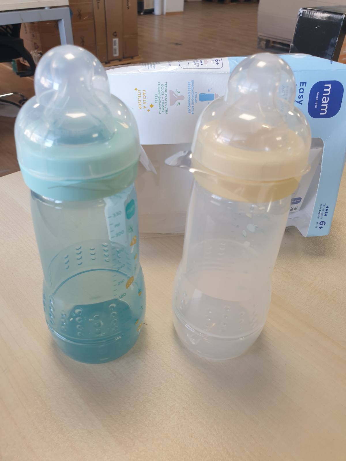 317698 - MAM Shishe Easy Active për Bebe 6+ Muaj, Akullore + Pearl, 2 pako x 330ml, thithkë silikoni ultra të shpejtë X-speed, vulë e papërshkueshme nga rrjedhjet