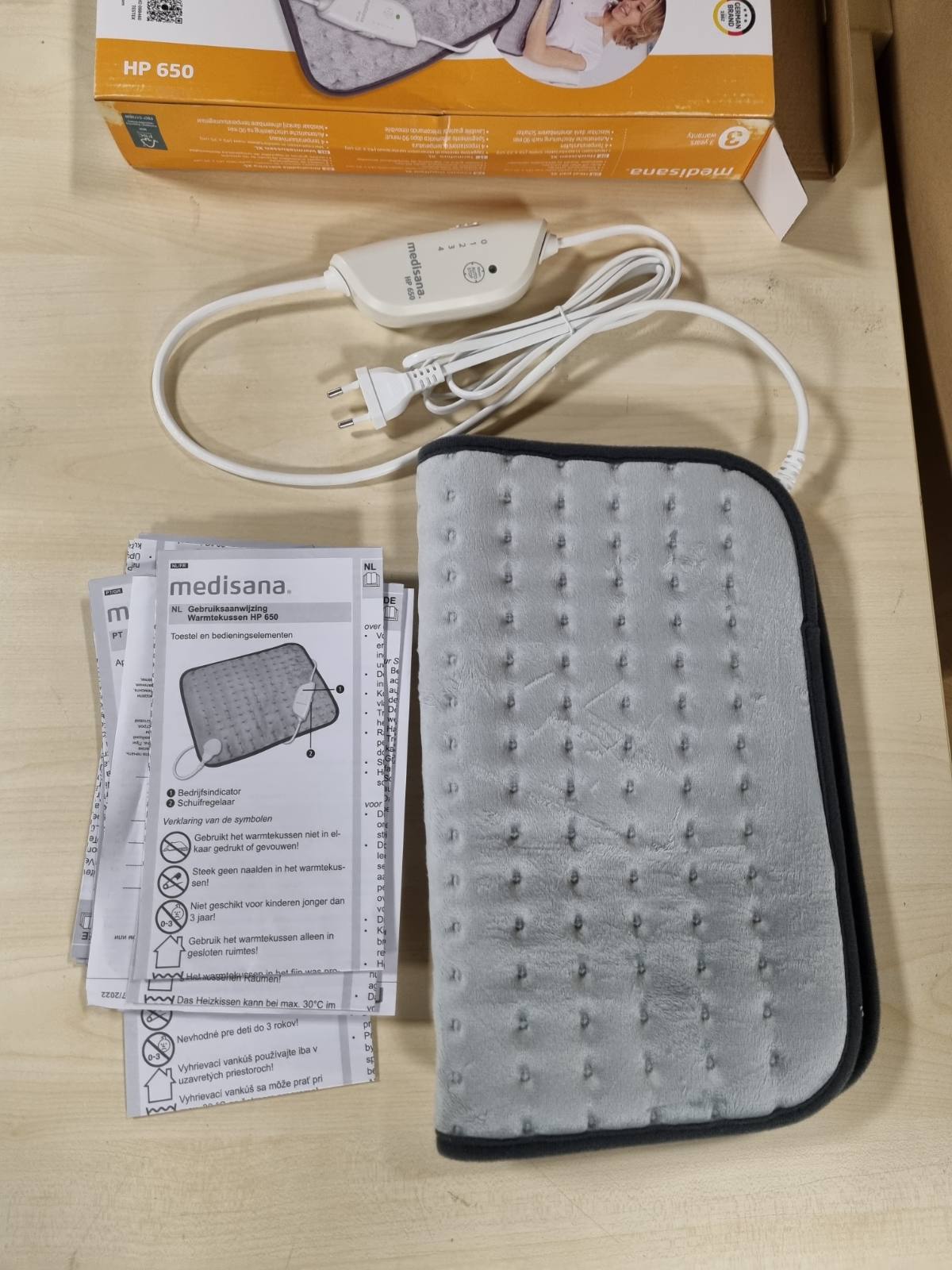 298073 - MEDISANA Jastëk ngrohës HP 650 XL, 45 x 35 cm, për dhimbje shpine dhe qafe, 4 cilësime temperature, mbrojtje nga mbinxehja, fikje automatike, i lahet