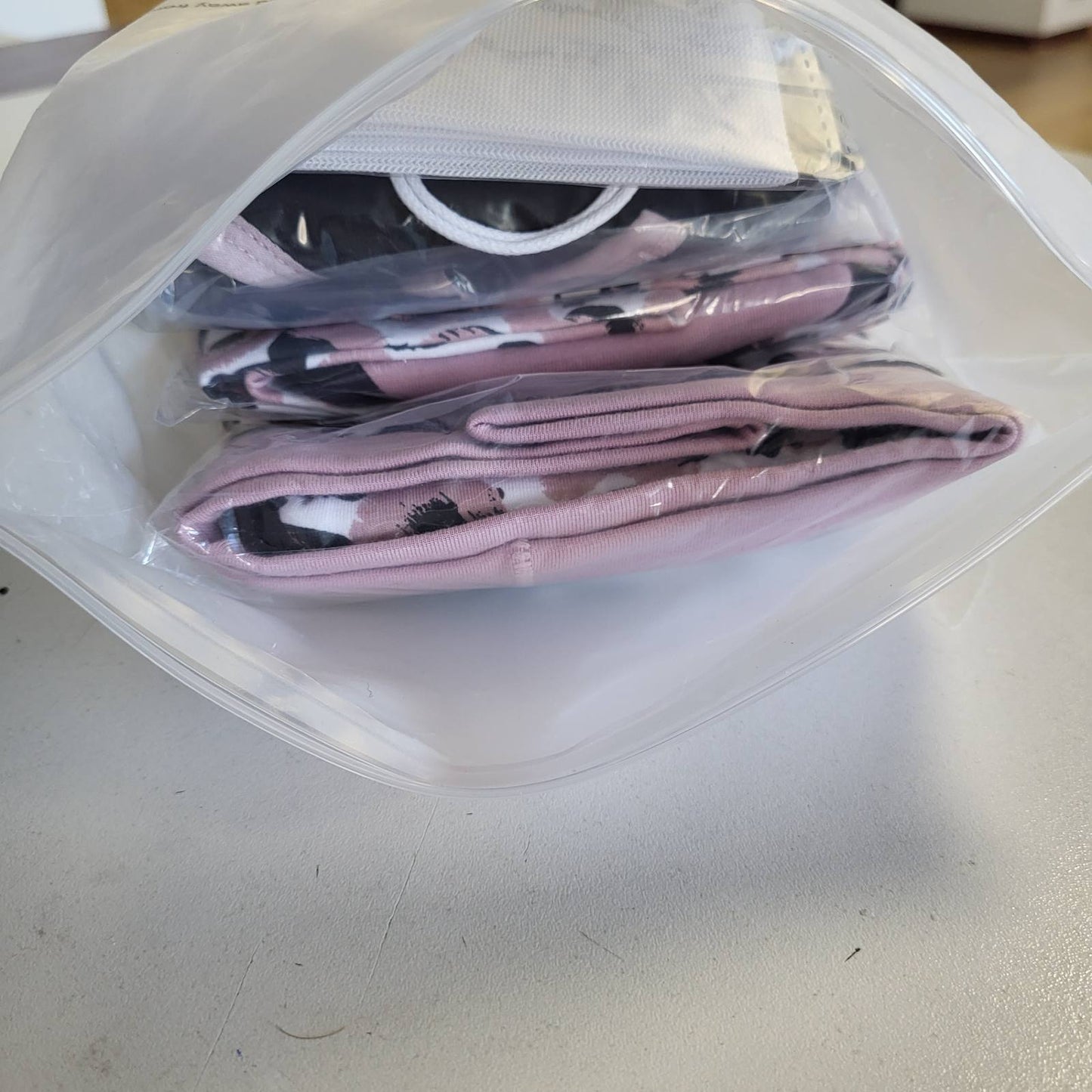 315922 - CARER Pako me 3 të brendshme për femra kundër mosmbajtjes së urinës, jastëk thithës 120 ml, të brendshme menstruale të ripërdorshme, ngjyra të përziera, madhësia M