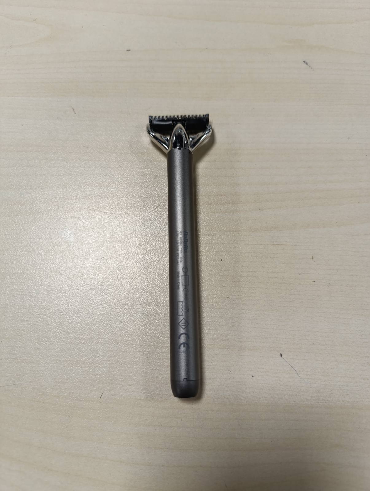 315331 - Makinë rroje elektrike dhe prerëse mjekre X-Blade, tehe ultra të mprehta, kokë fleksibile 50°, 4 krehëra nga 1 deri në 5 mm, bateri litiumi pa tel, 100% rezistente ndaj ujit, OT996E