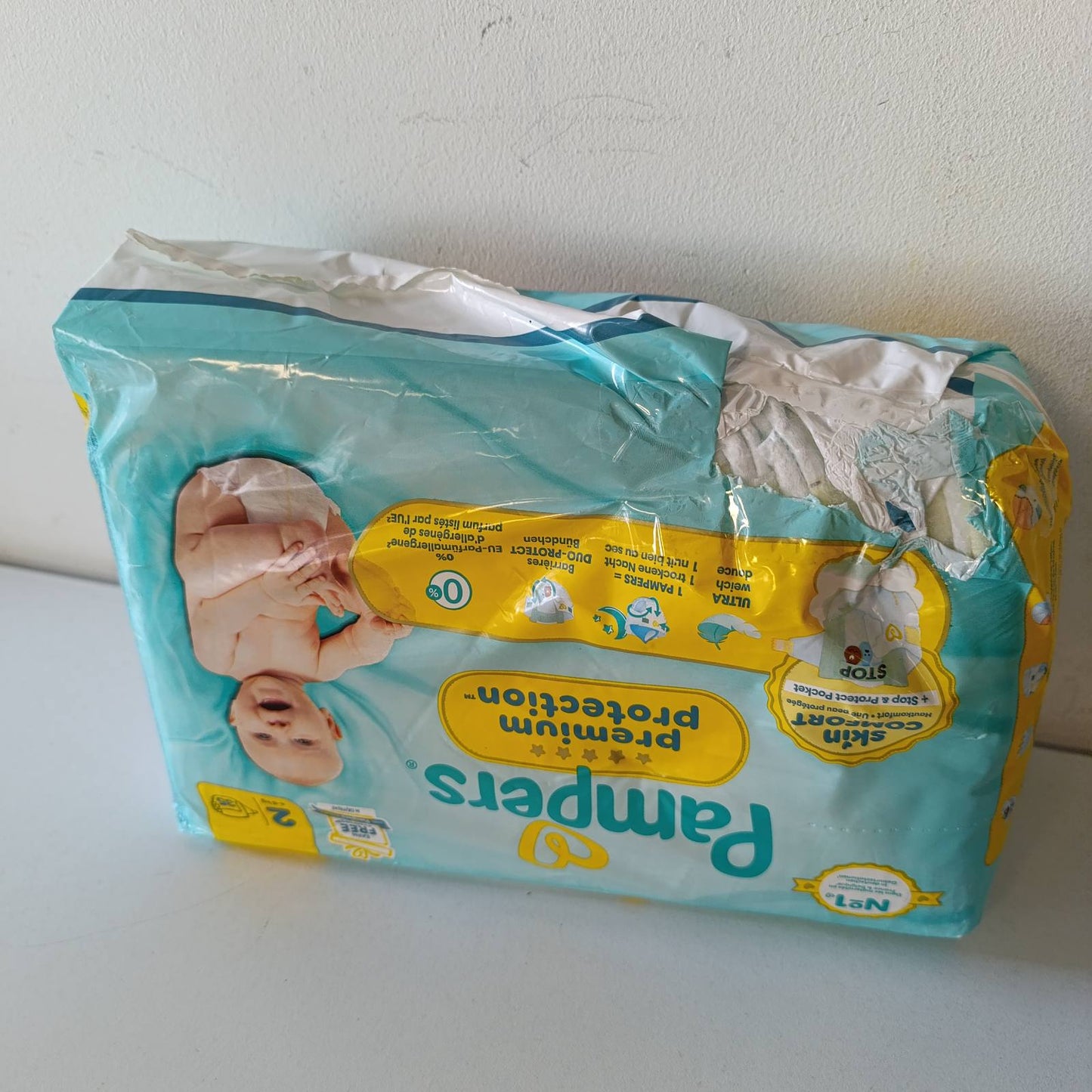 318025 - PAMPERS Premium Protection Madhësia 2, 35 pelena, 4kg-8kg, Mbrojtje e dyfishtë për lëkurën dhe rrjedhjet