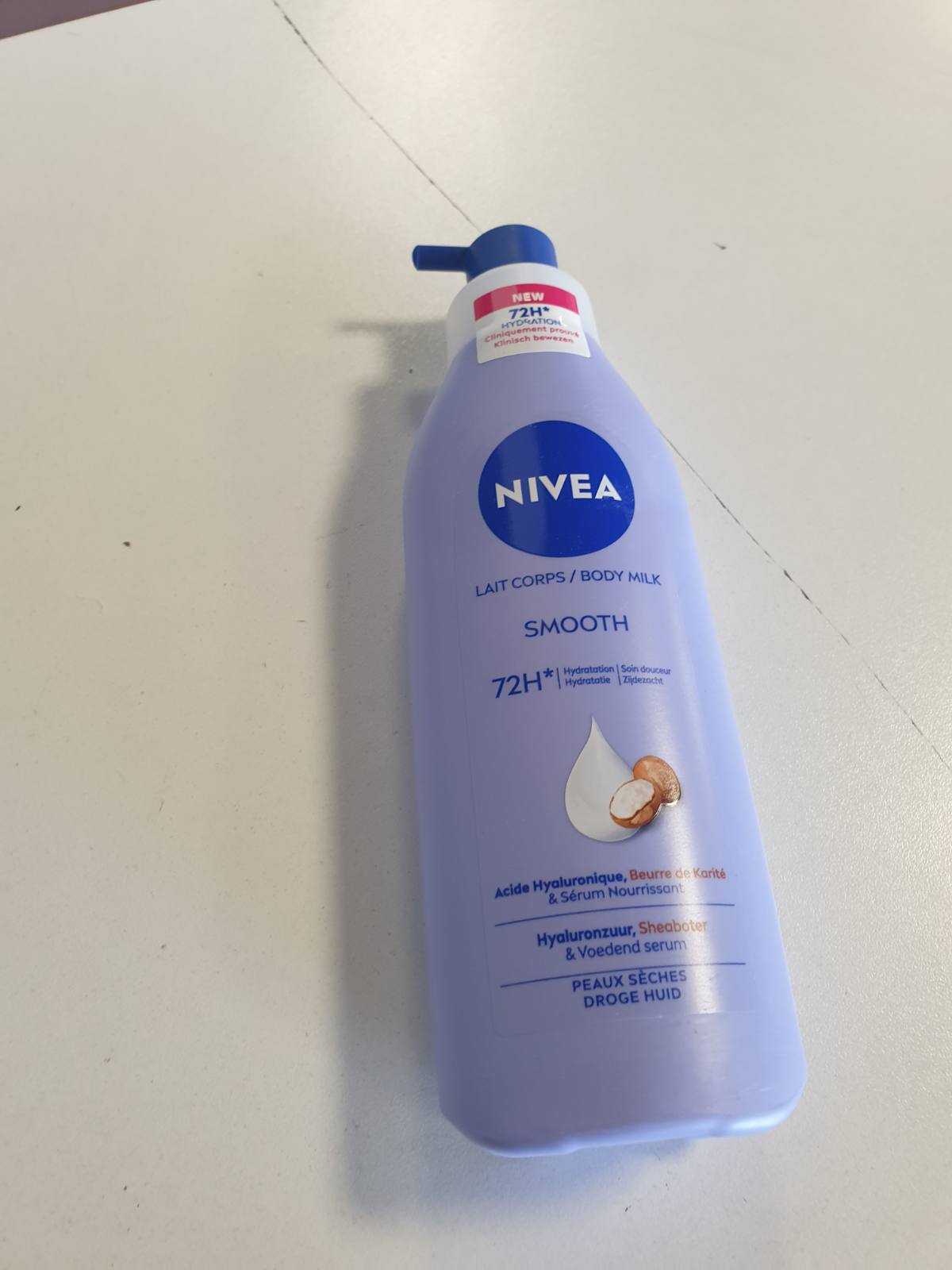 319122 - NIVEA Losion Trupi Hidratues i Butë 72h, 250 ml, me acid hialuronik dhe gjalpë shea, për lëkurë të thatë