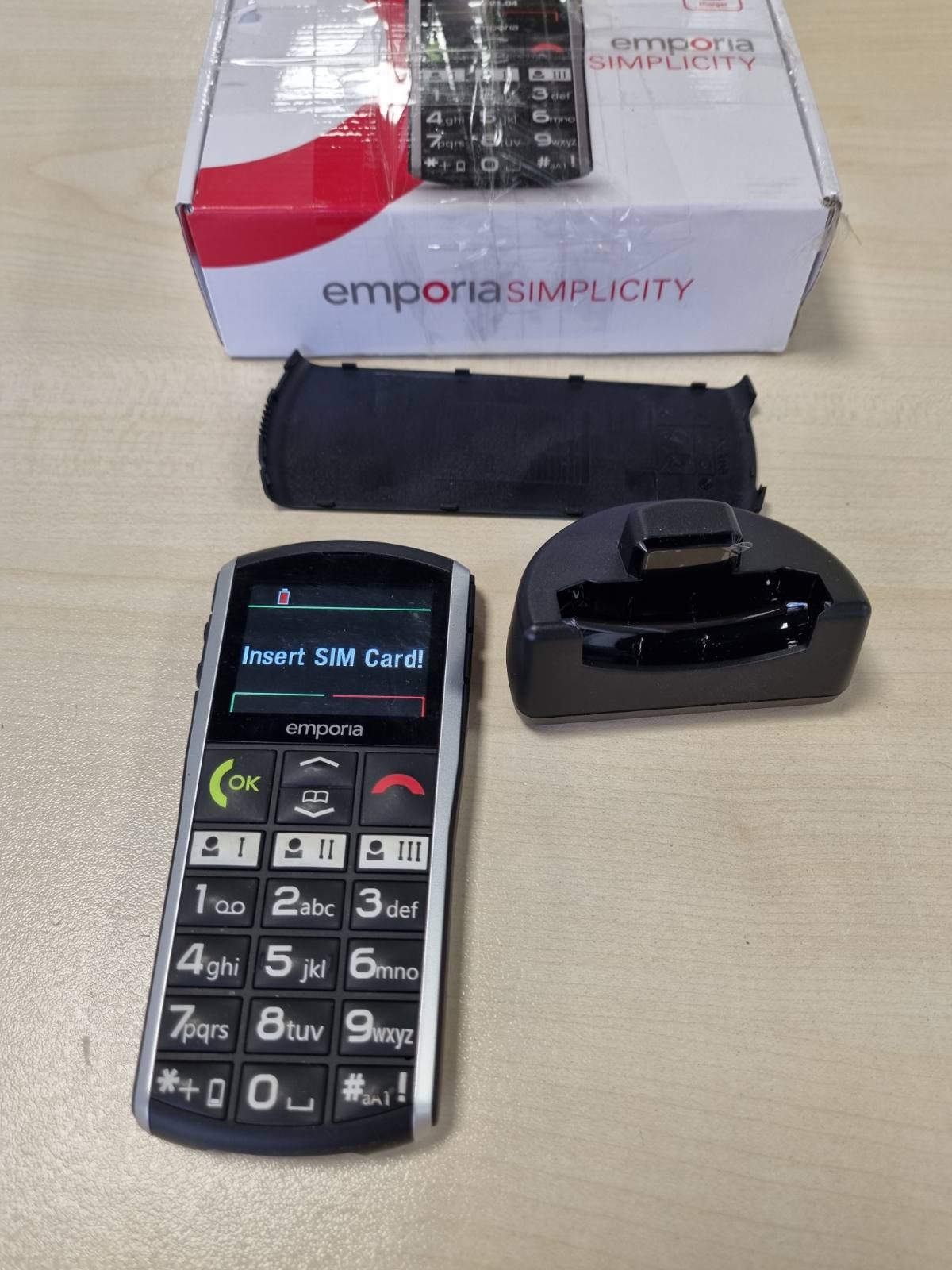 319682 - EMPORIA SIMPLICITY | Telefon celular i përshtatshëm për të moshuarit | Ekran 2 inç | I zi