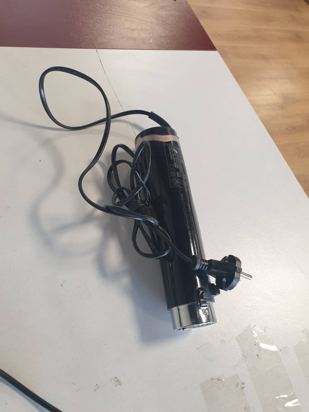 275024 - BABYLISS FURÇË DHE STILUES DRY, STRAIGHTEN AND STYLE - FURÇË RROTULLUESE ME AJËR TË NXEHTË, STILUES FLOKËSH JONIK 1000W ME 4 SHTOJCA, I ZI, AS200E