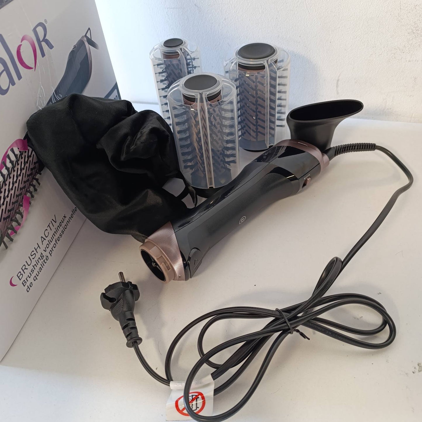 315407 - CALOR Brush Activ, Furçë Rrotulluese për Tharëse Fleshi, 1000W, Ergonomike, 2 Furça Qeramike Rrotulluese