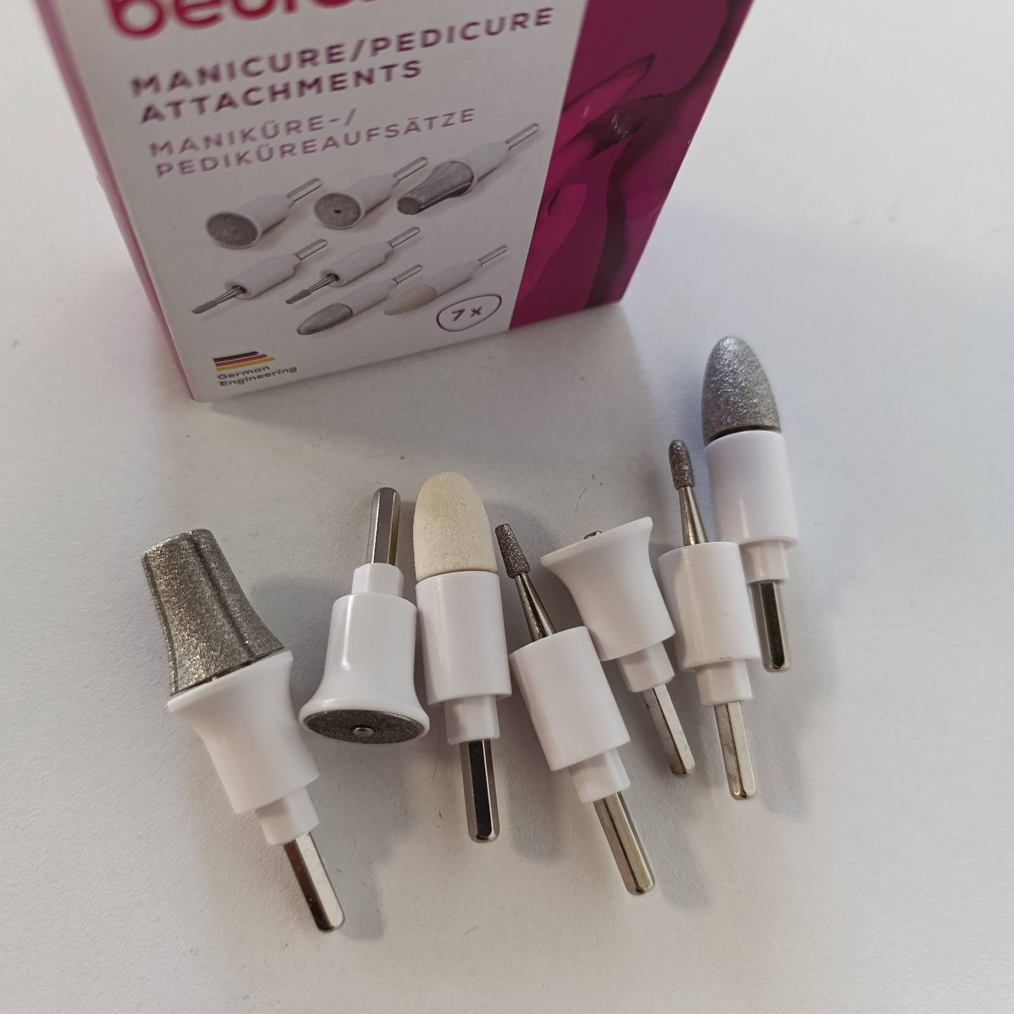 317652 - BEURER Set aksesorësh zëvendësues për pajisjen MP 41, 7 aksesorë nga safir dhe feltër për manikyr/pedikyr
