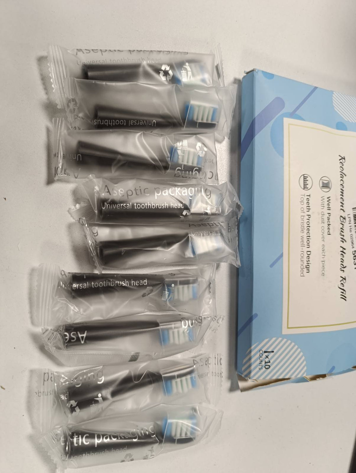 298631 - ORAL-B Koka Furçash Elektrike Pulsonic, 10 copë, e zezë, mesatare, përfshin kuti mbrojtëse